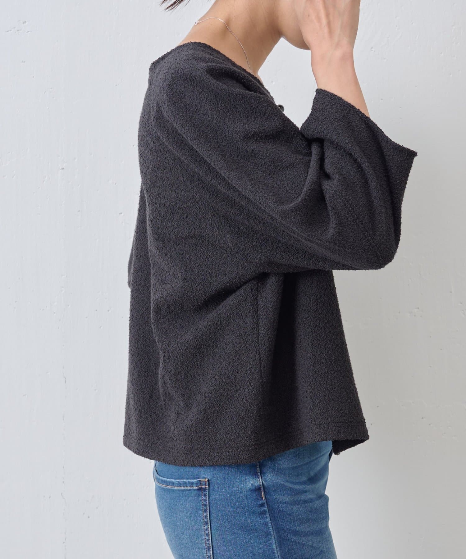 【新品】BEARDSLEY＊ビッグニットショートプルオーバー/ブラック BEARDSLEY（ビアズリー）の「ビッグショートクルーネックニット