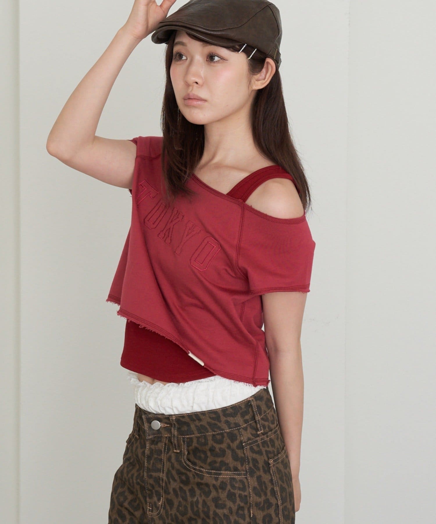 ー 商品コメント ー・チビTシャツとタンクの合わせでトレンドンなレイヤードスタイルが叶う。・切りっぱなしのデザインがヴィンテージっぽさを演出。・ショート丈とコンパクトなシルエットが着痩せ効果もー スタ