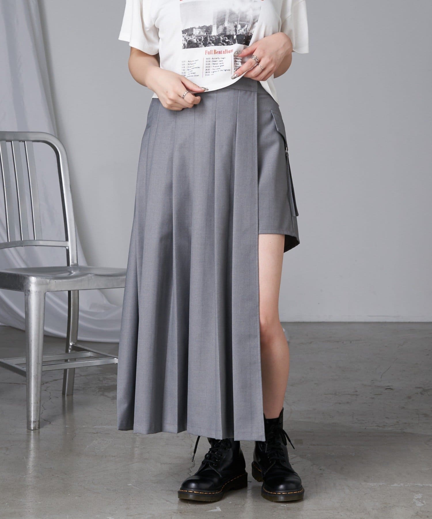 OUTLET(アウトレット) 【RAY CASSIN】プリーツアシメスカート