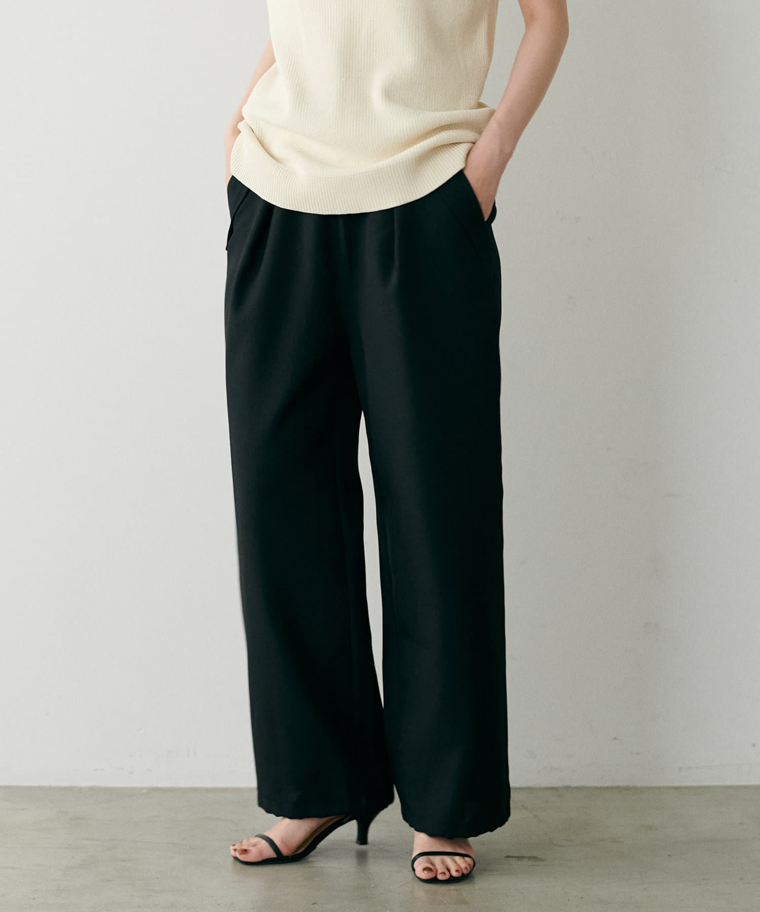 LARUTA(ラルータ) 麻風合繊フラップ付きパンツ