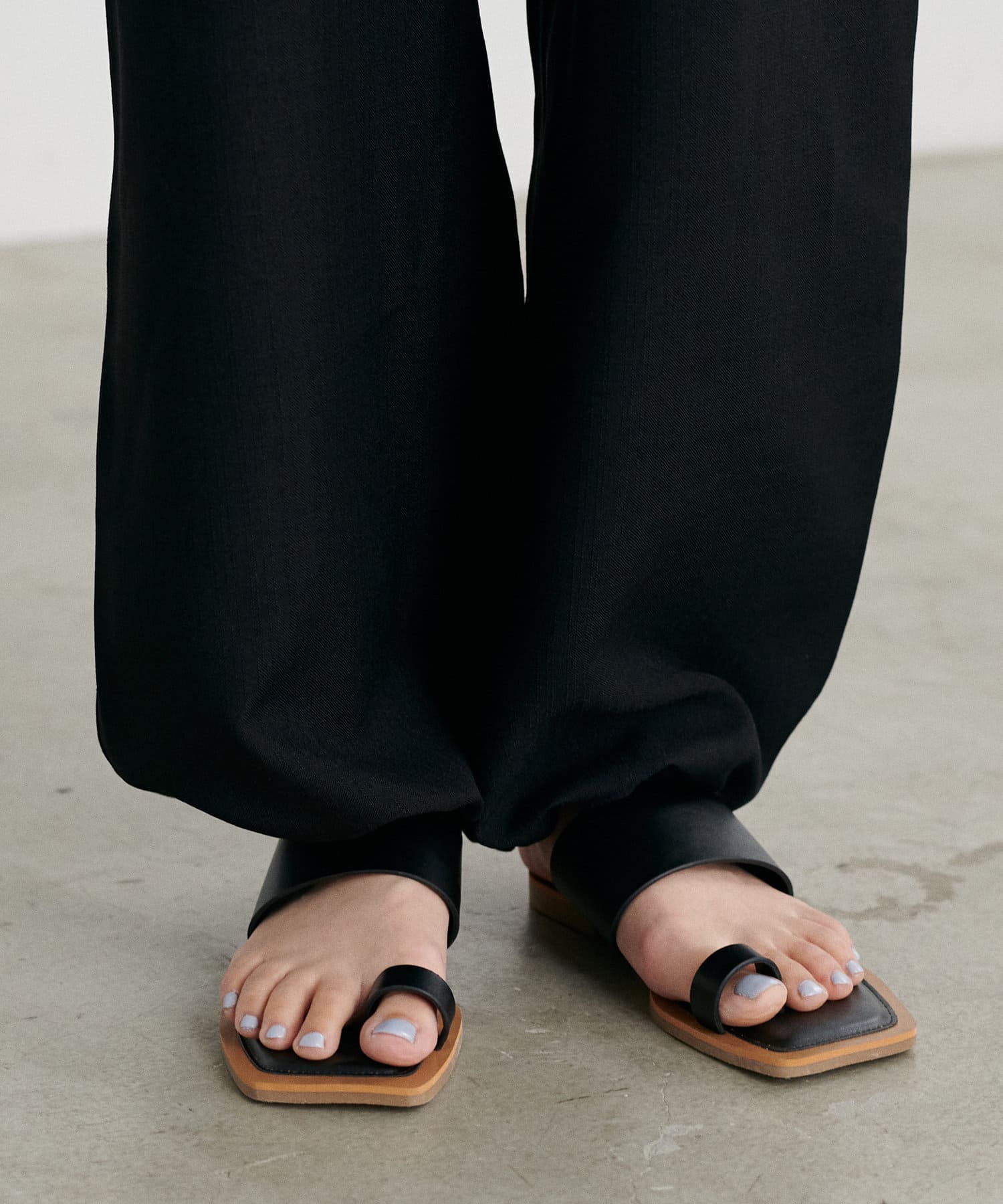 LARUTA(ラルータ) 麻風合繊フラップ付きパンツ