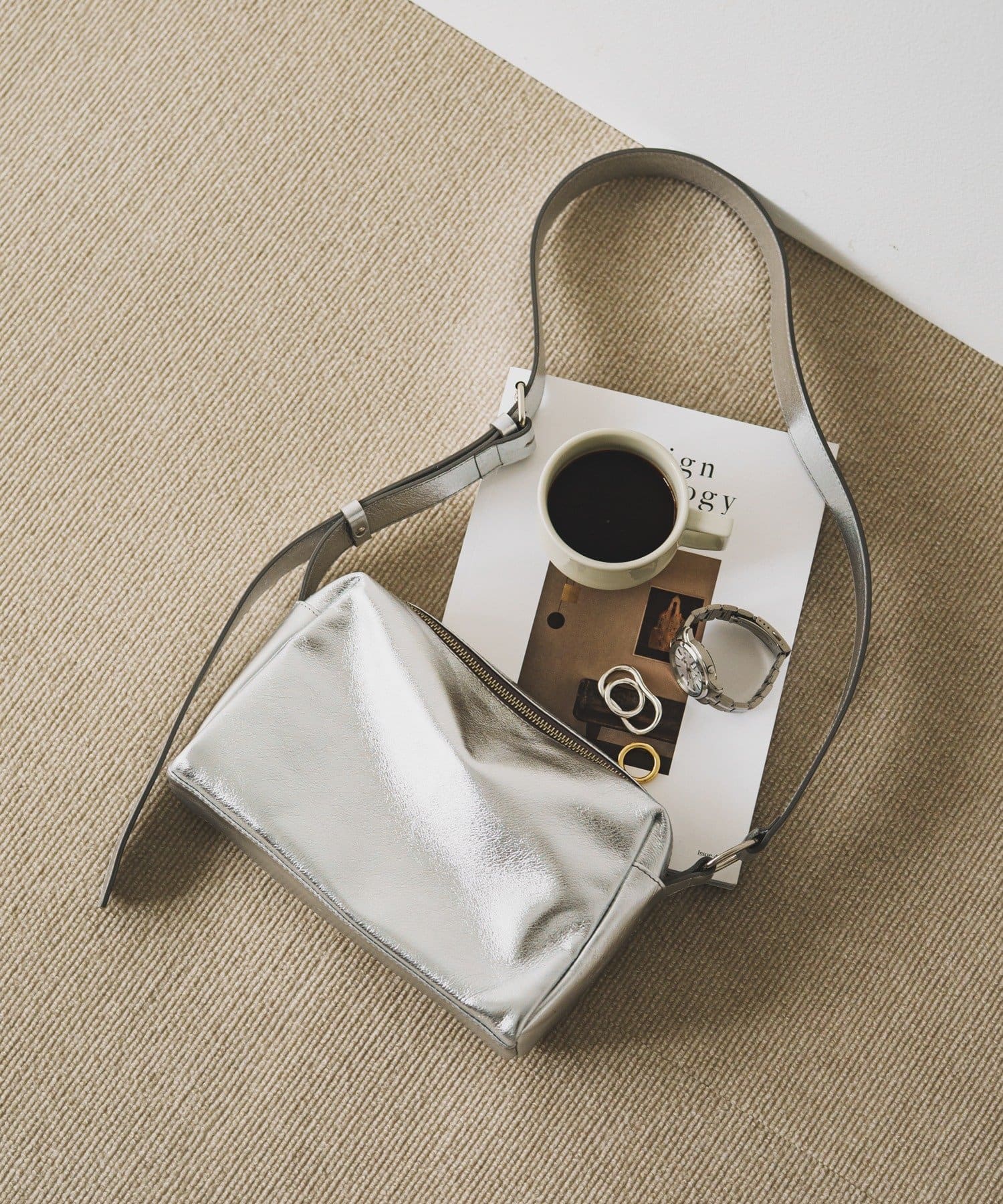 russet(ラシット) レザースクエアショルダーバッグ