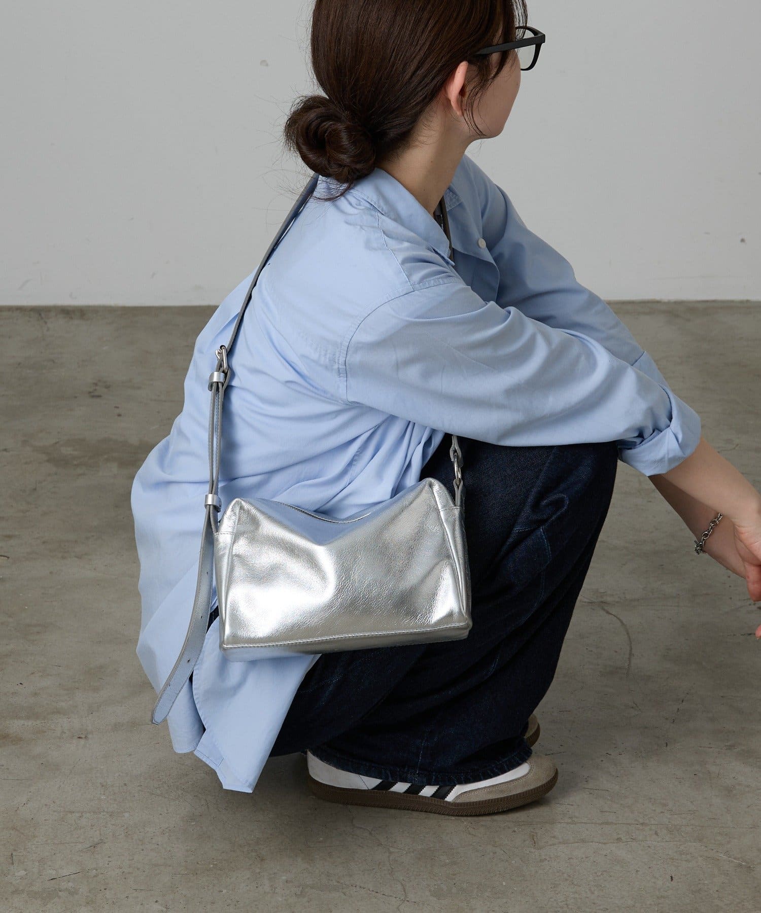 russet(ラシット) レザースクエアショルダーバッグ