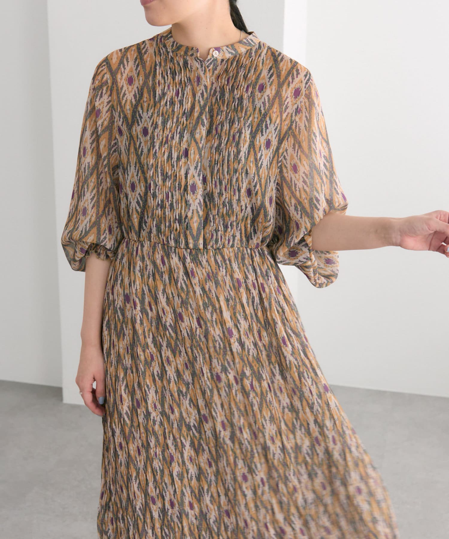 OUTLET(アウトレット) 【ear PAPILLONNER】柄シャーリングワンピース