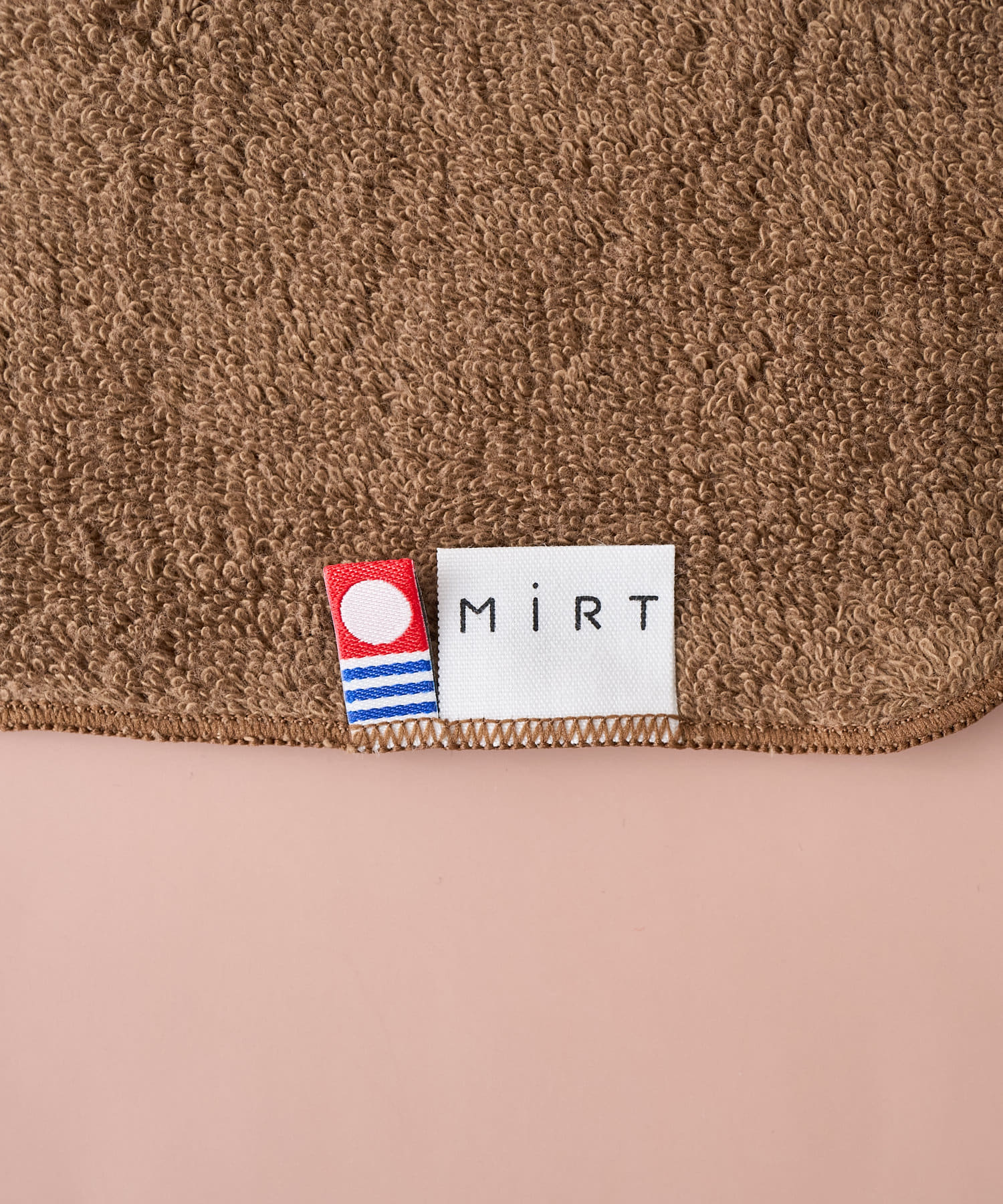 BIRTHDAY BAR(バースデイバー) おめめ　刺繍タオルハンカチ