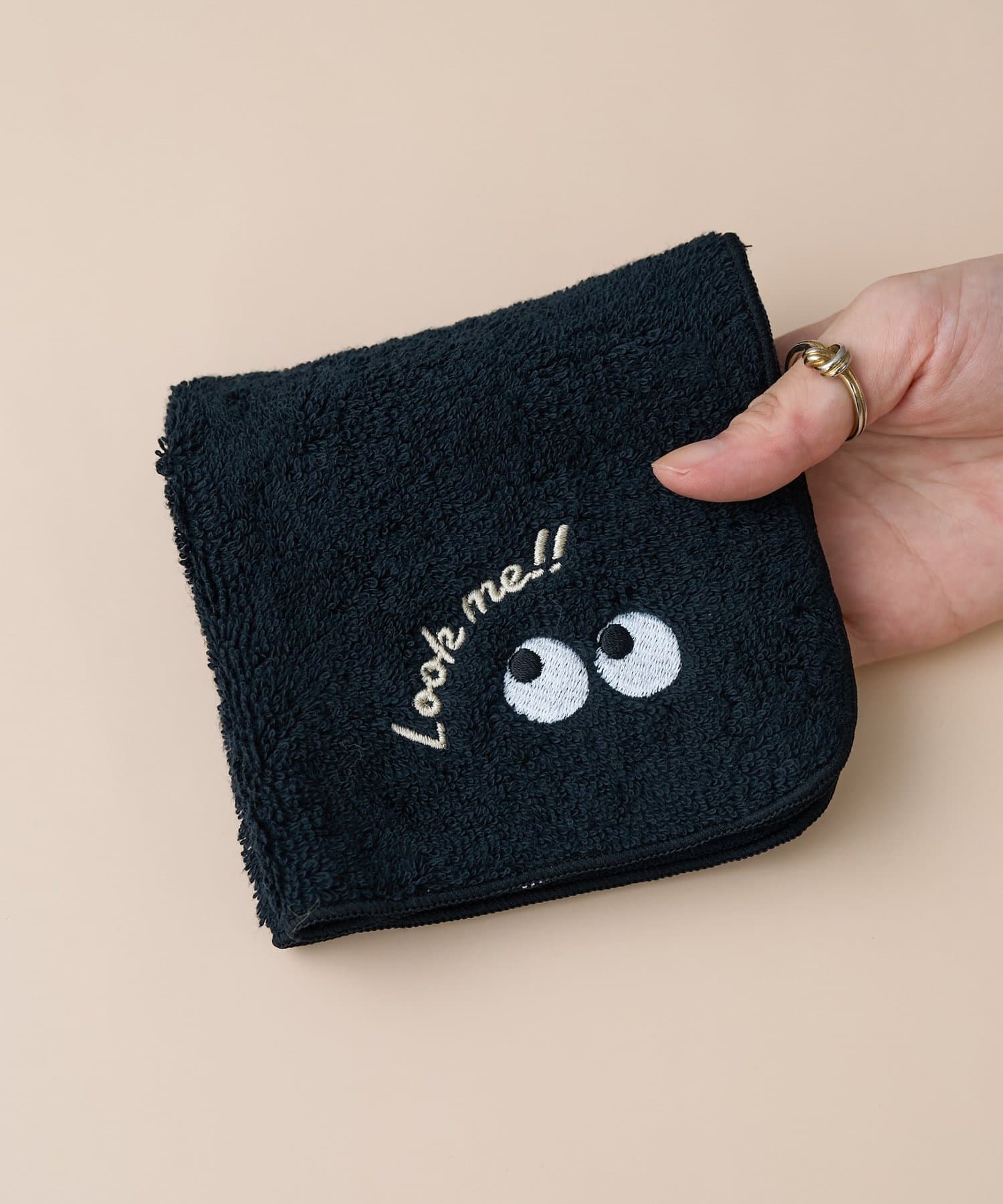 BIRTHDAY BAR(バースデイバー) おめめ　刺繍タオルハンカチ