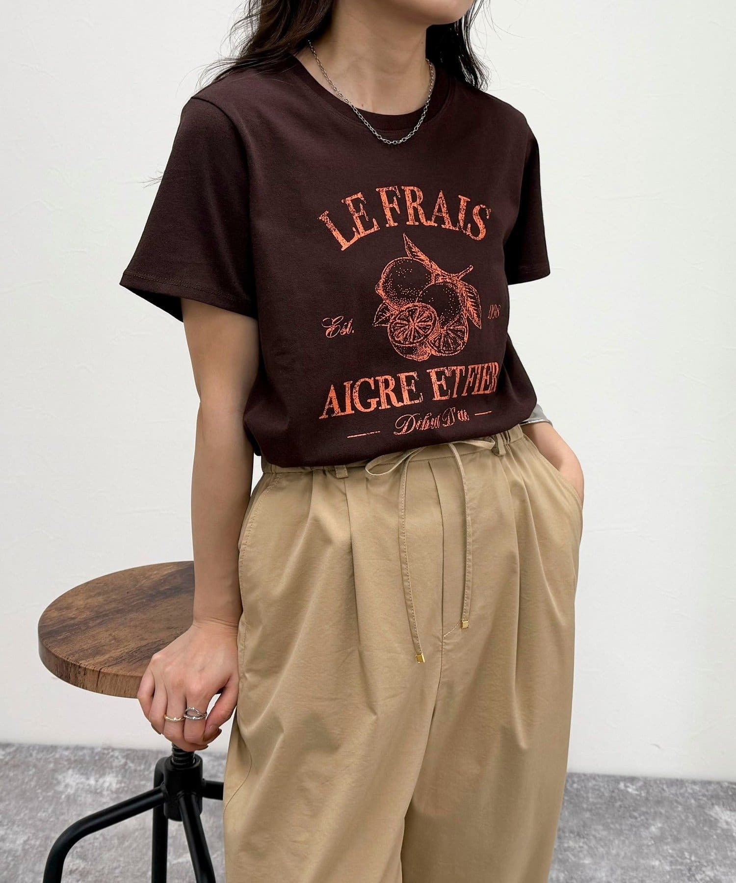 FREDY & GLOSTER(フレディ アンド グロスター) LemonコンパクトグラフィックTシャツ