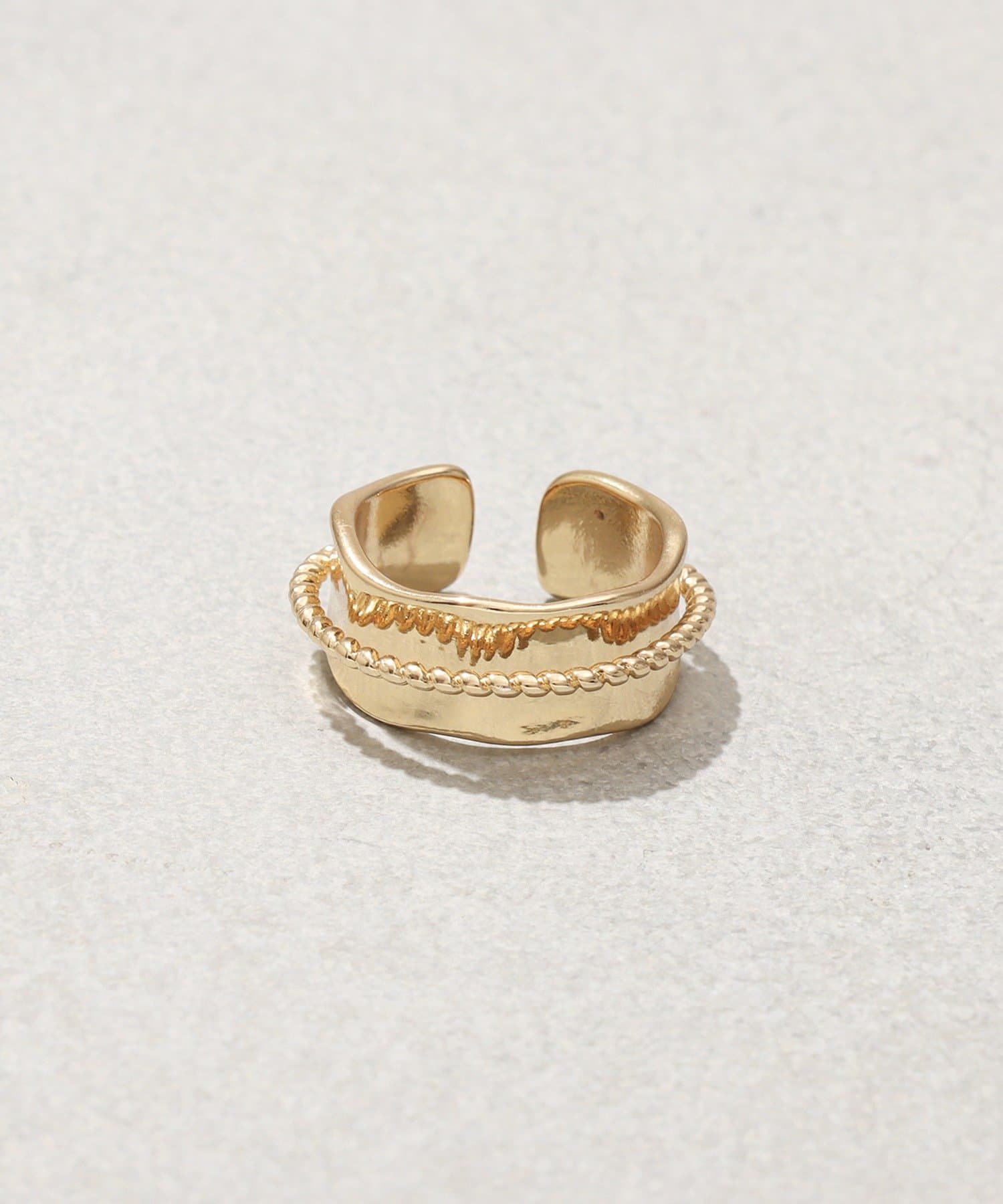 3COINS(スリーコインズ) モチーフ付メタルリング