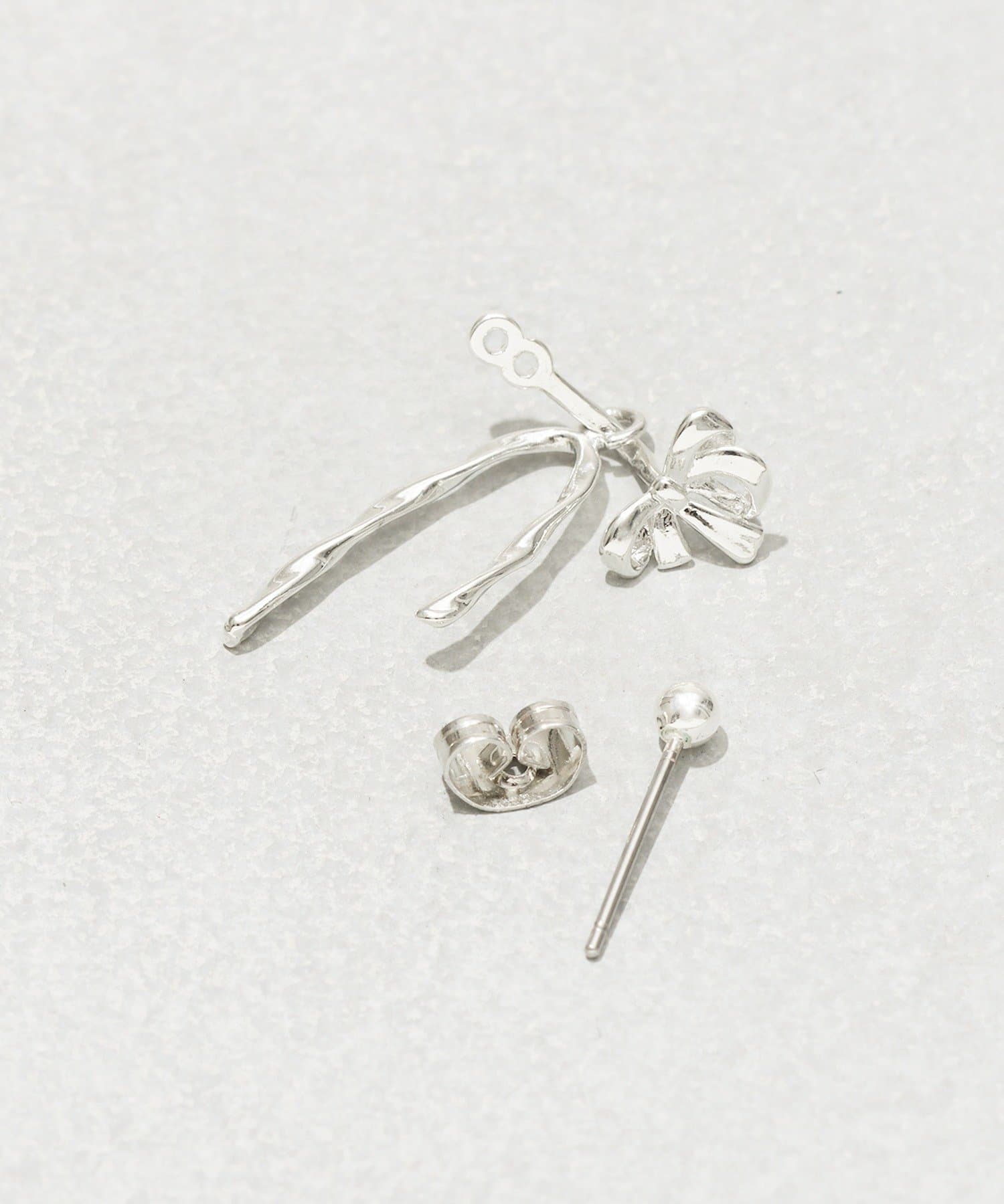 3COINS(スリーコインズ) ロングリボンバックデザインピアス