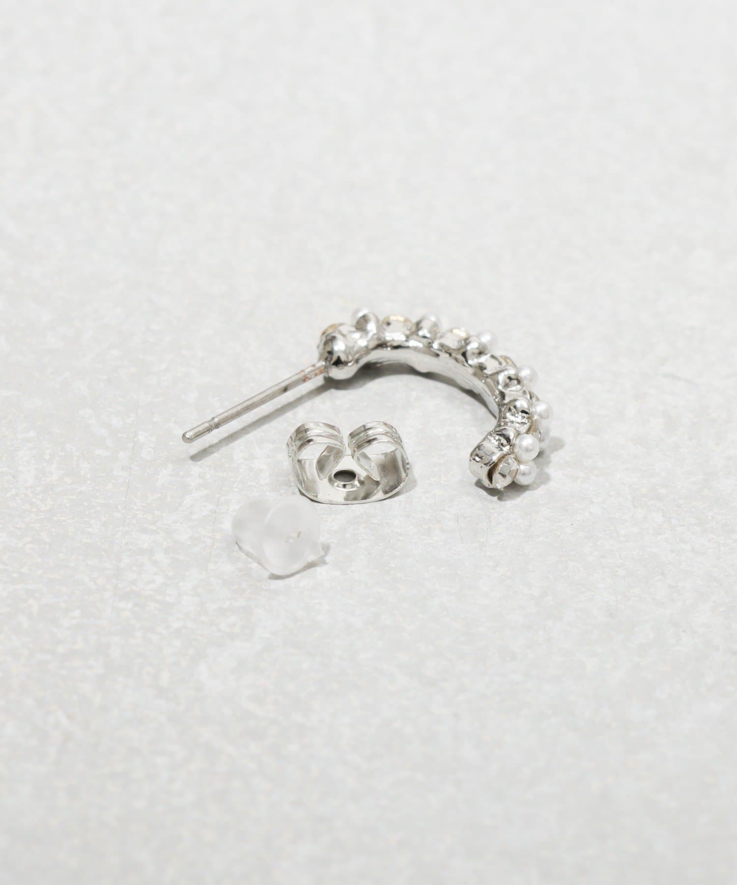 3COINS(スリーコインズ) パールカーブピアス