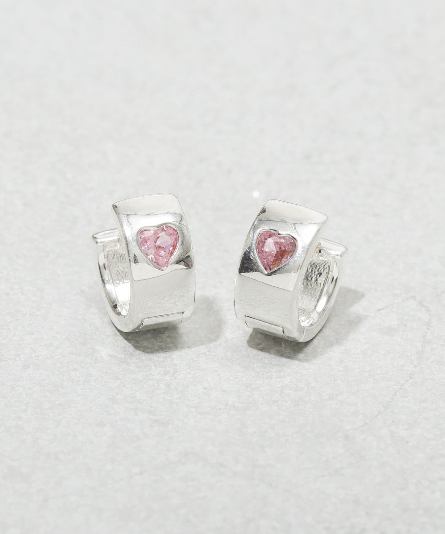 3COINS(スリーコインズ) ウメコミハートワンタッチピアス