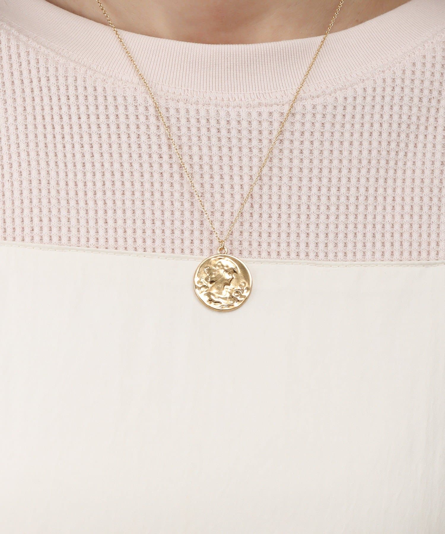 3COINS(スリーコインズ) メタルパーツショートネックレス