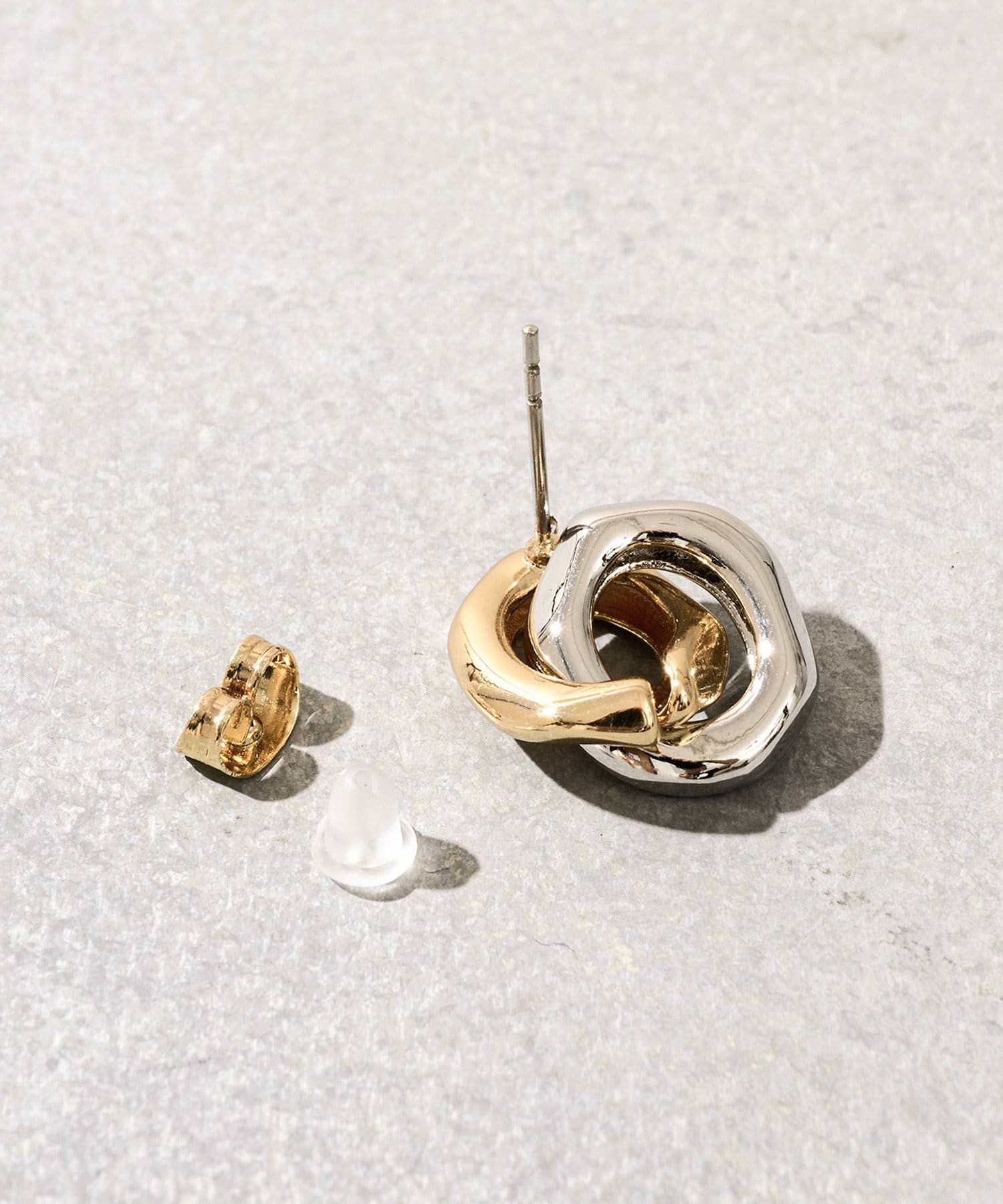 3COINS(スリーコインズ) メタルクロスピアス