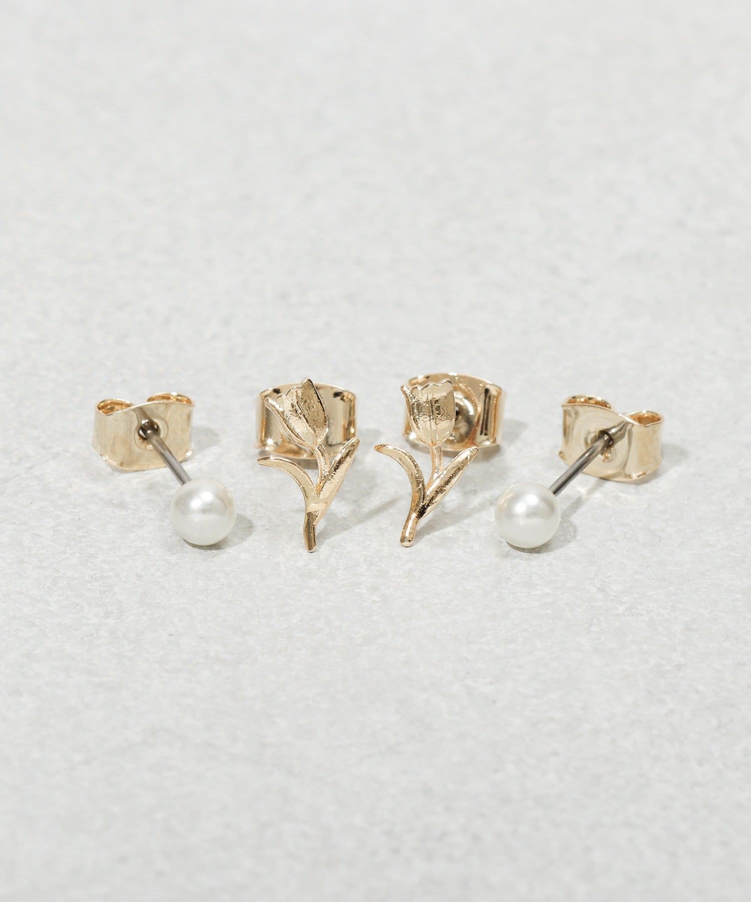 3COINS(スリーコインズ) ミニチューリップピアス4個セット