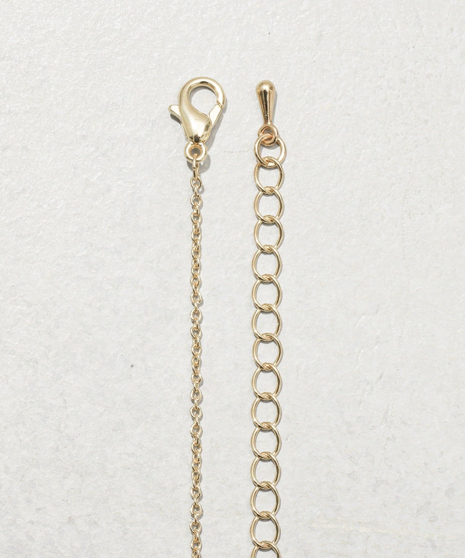 3COINS(スリーコインズ) 連メタルパーツショートネックレス