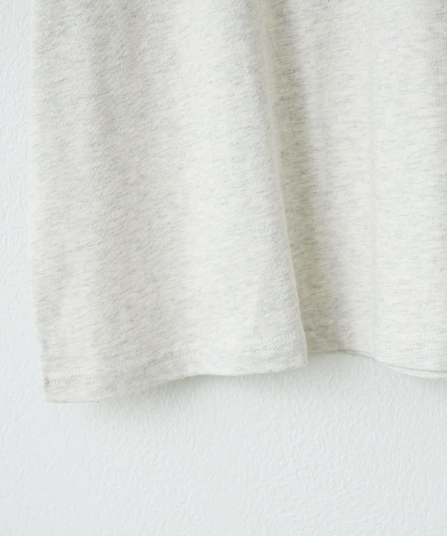 NICE CLAUP / OLIVE des OLIVE OUTLET(ナイスクラップ  / オリーブ デ オリーブ アウトレット) 【NAO】刺繍カレッジTシャツ