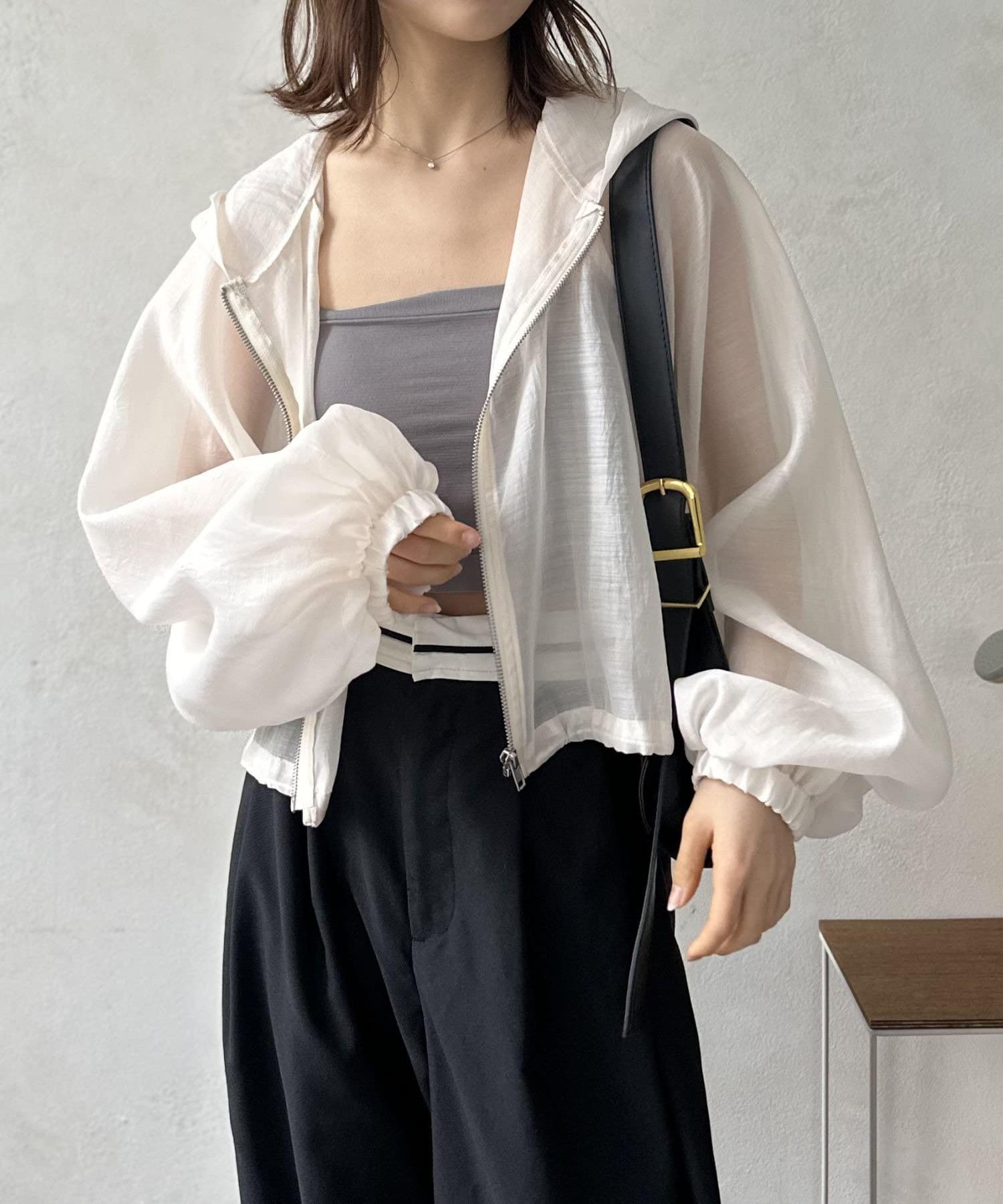 LOCUST(ローカスト) 【着回し力◎/スタイルアップ】ショート丈シアーマンパ