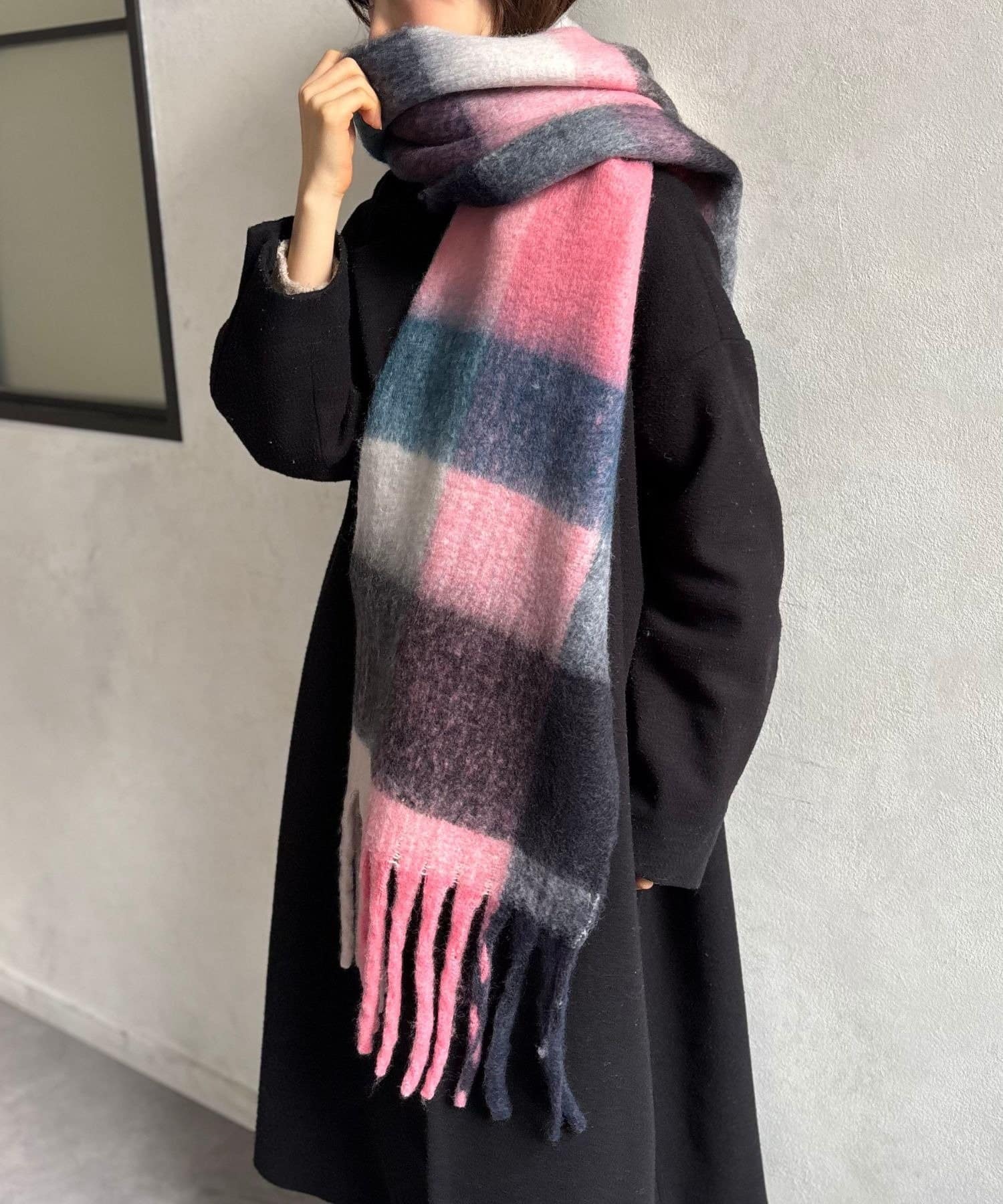 LOCUST(ローカスト) 【コーデのワンポイントに！】チェックマフラー