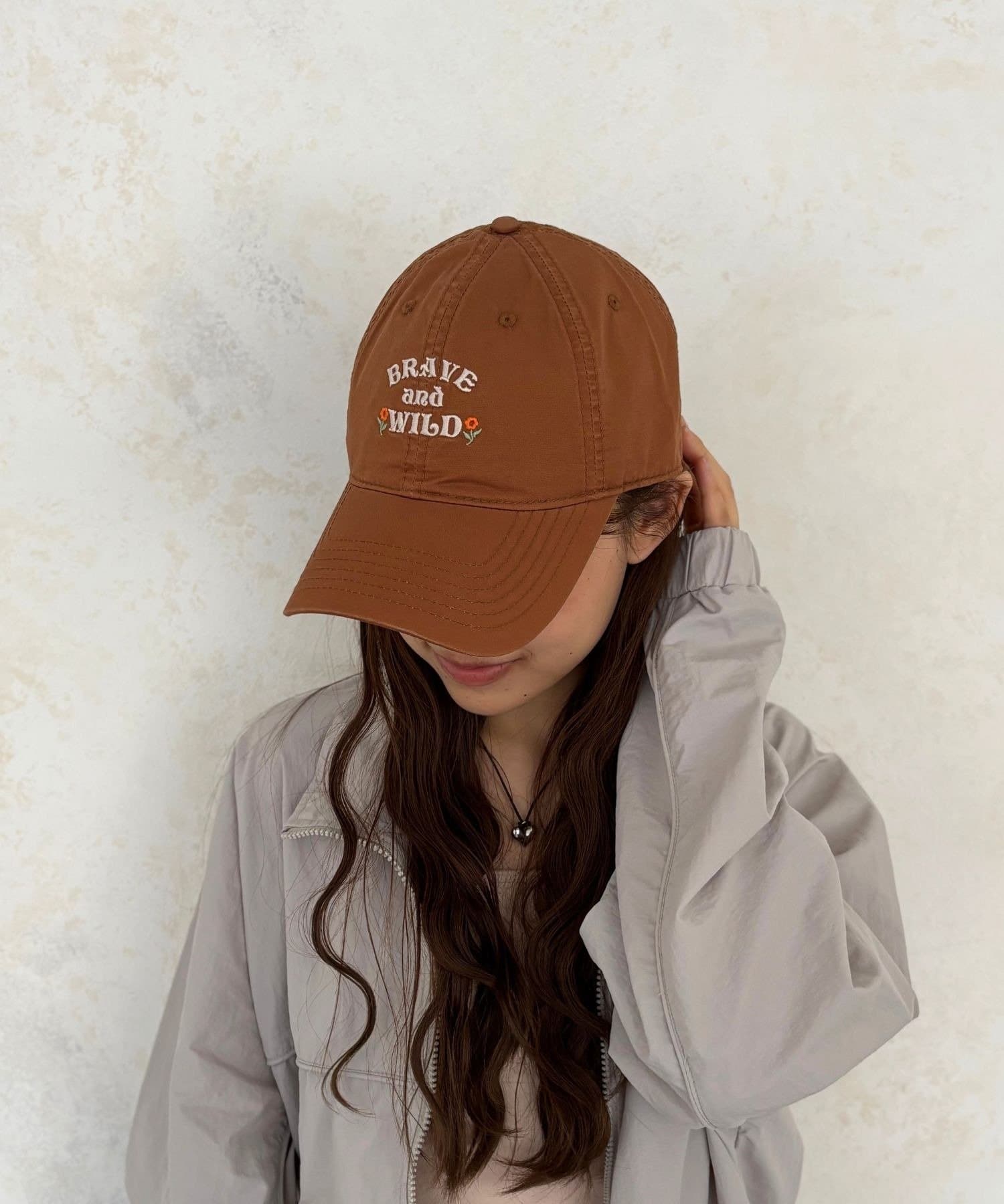 LOCUST(ローカスト) ブレイブ花刺繍CAP