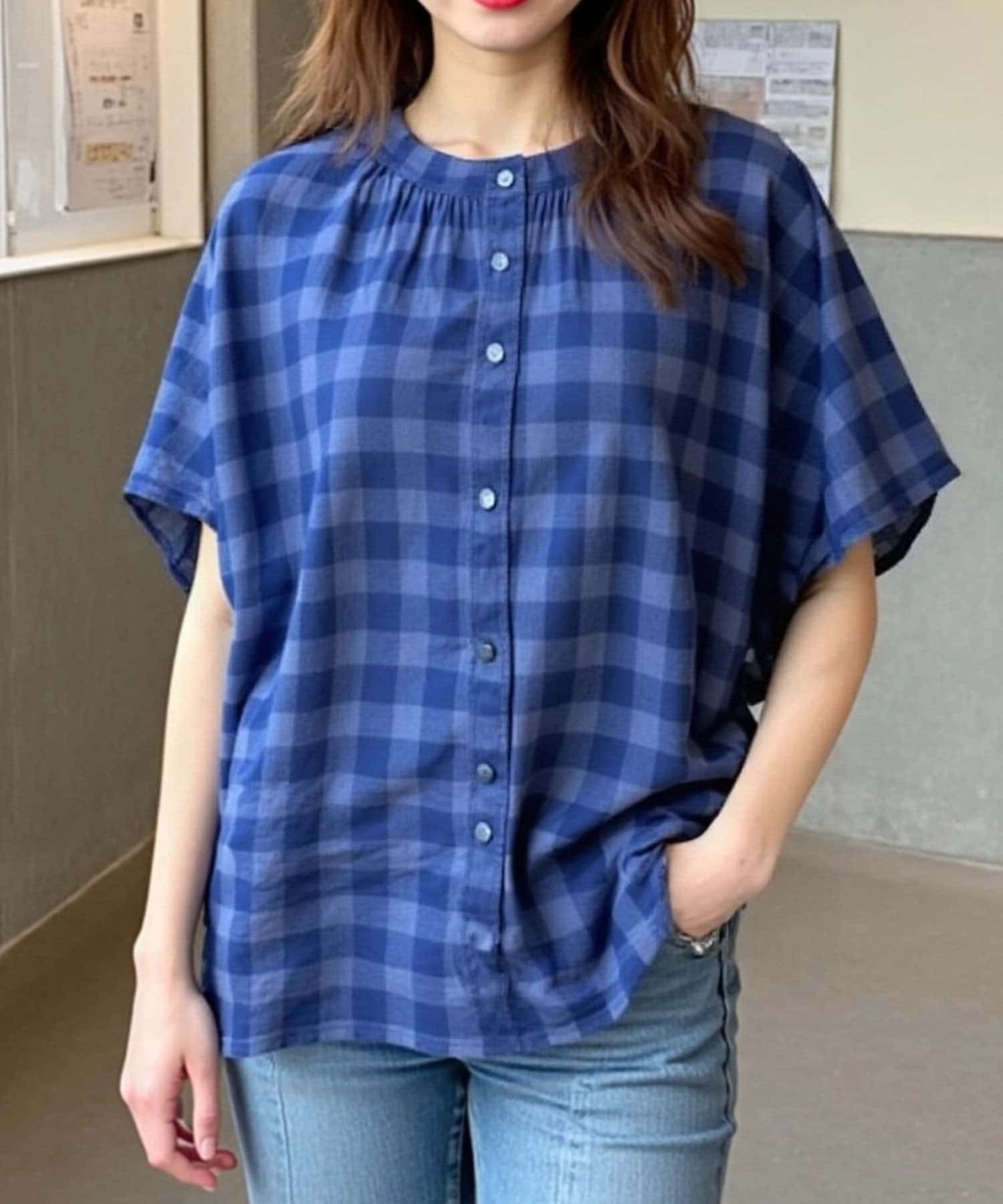 **商品名：** 大人のこなれ感！綿レーヨンチェック柄シャツ**商品説明：**「毎日着たい！」を叶える、優秀チェック柄シャツが新登場。**「着るだけでおしゃれ」**そんな魔法のような一枚が、あなたのワ