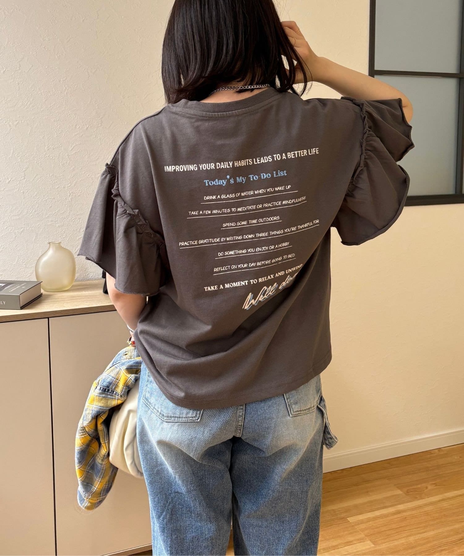 LOCUST(ローカスト) 袖フリルプリントTシャツ
