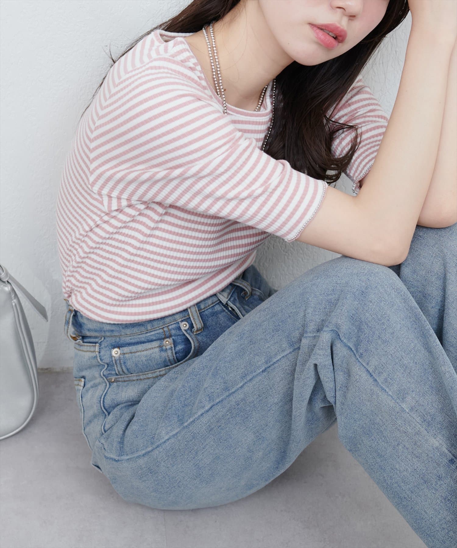 【2025SS natural couture】ボールトリム細リブカットTOPS■Design袖の先端にメタルボールチェーンのついた繊細なデザインのカットトップス。1枚でも、インナーとしても使える万能