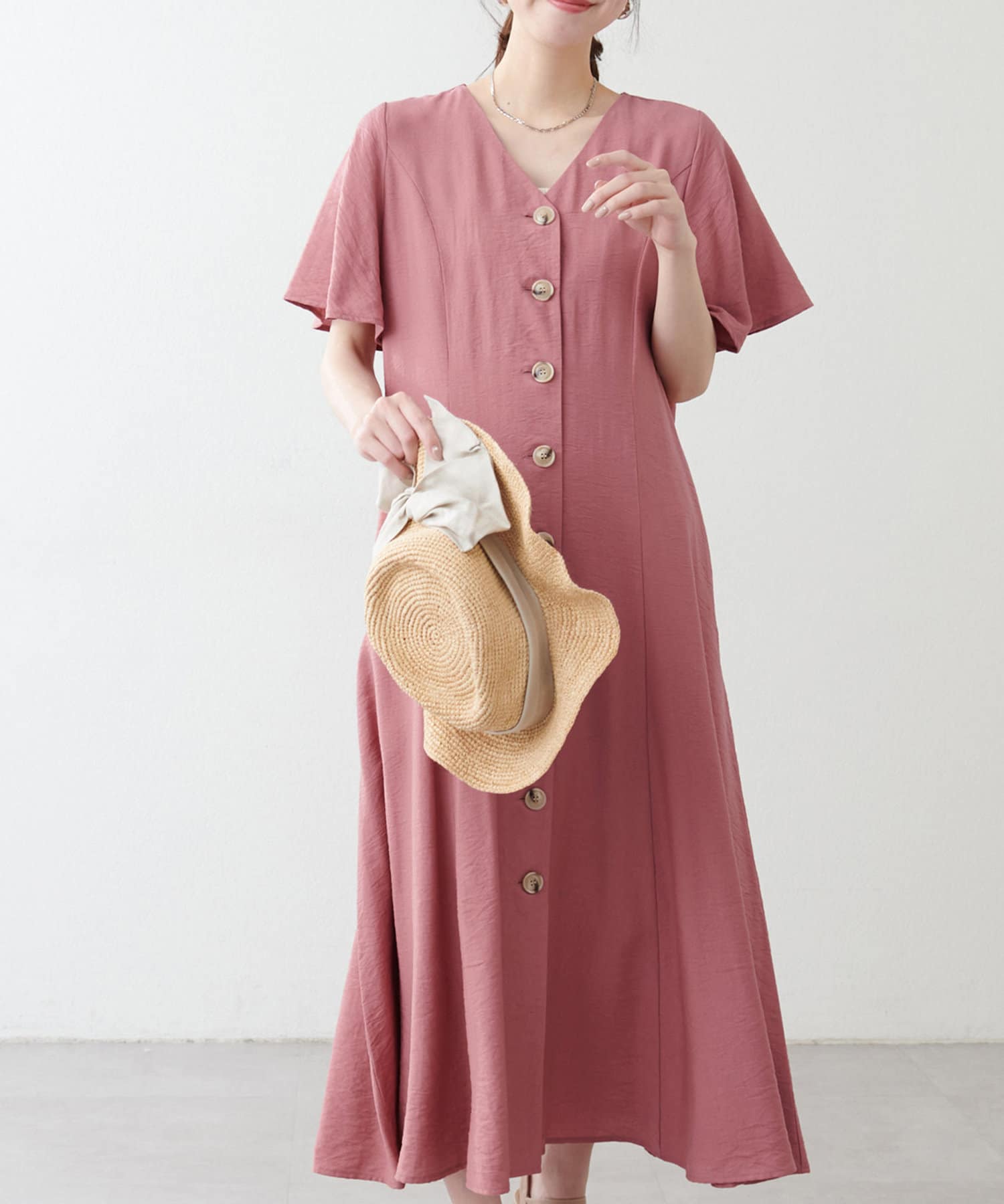 NICE CLAUP / OLIVE des OLIVE OUTLET(ナイスクラップ  / オリーブ デ オリーブ アウトレット) 【natural couture】＜ａｋｏ＞釦開きフレアスリーブワンピース