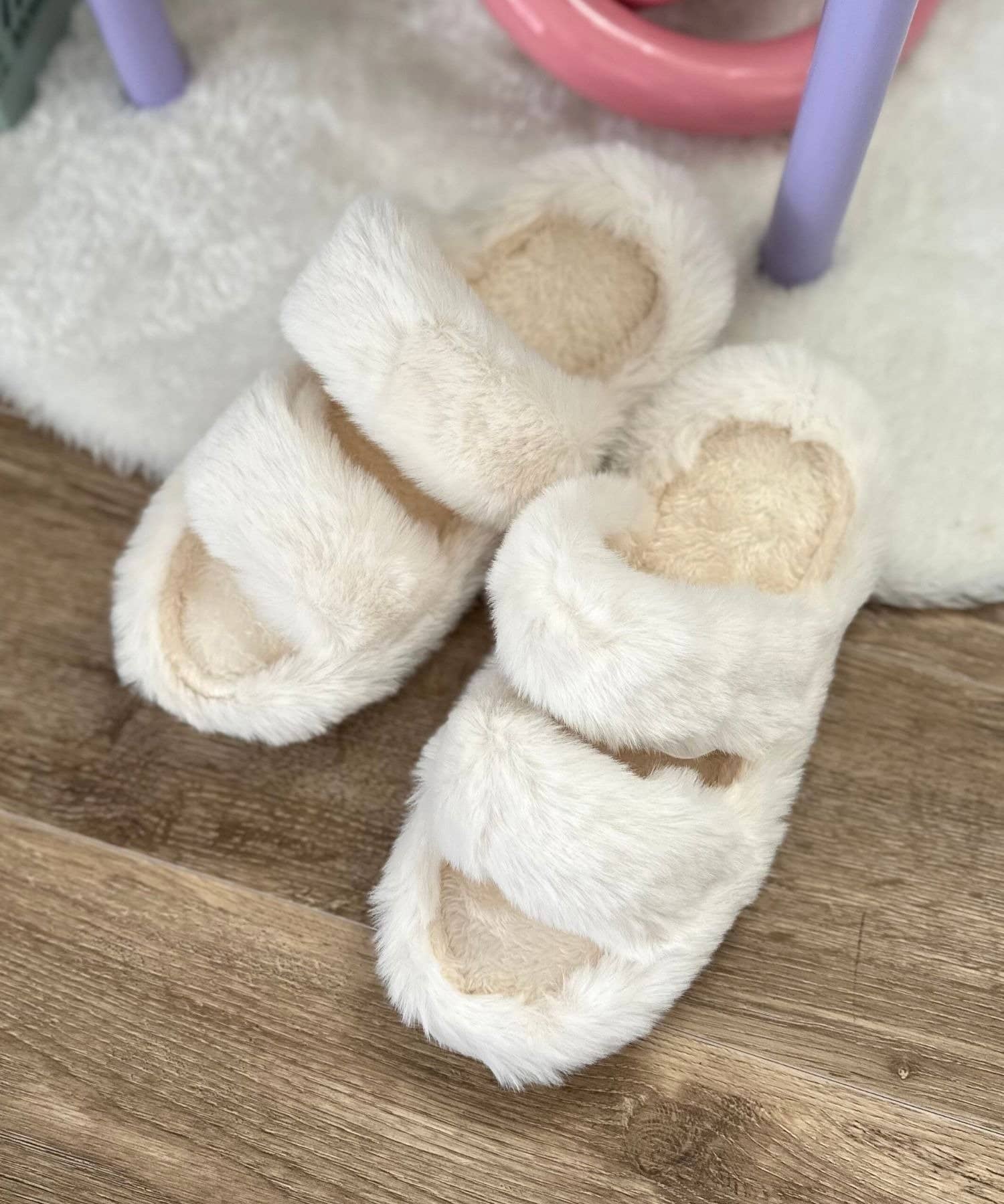 LOCUST(ローカスト) 【おうち時間に】ファールームシューズ