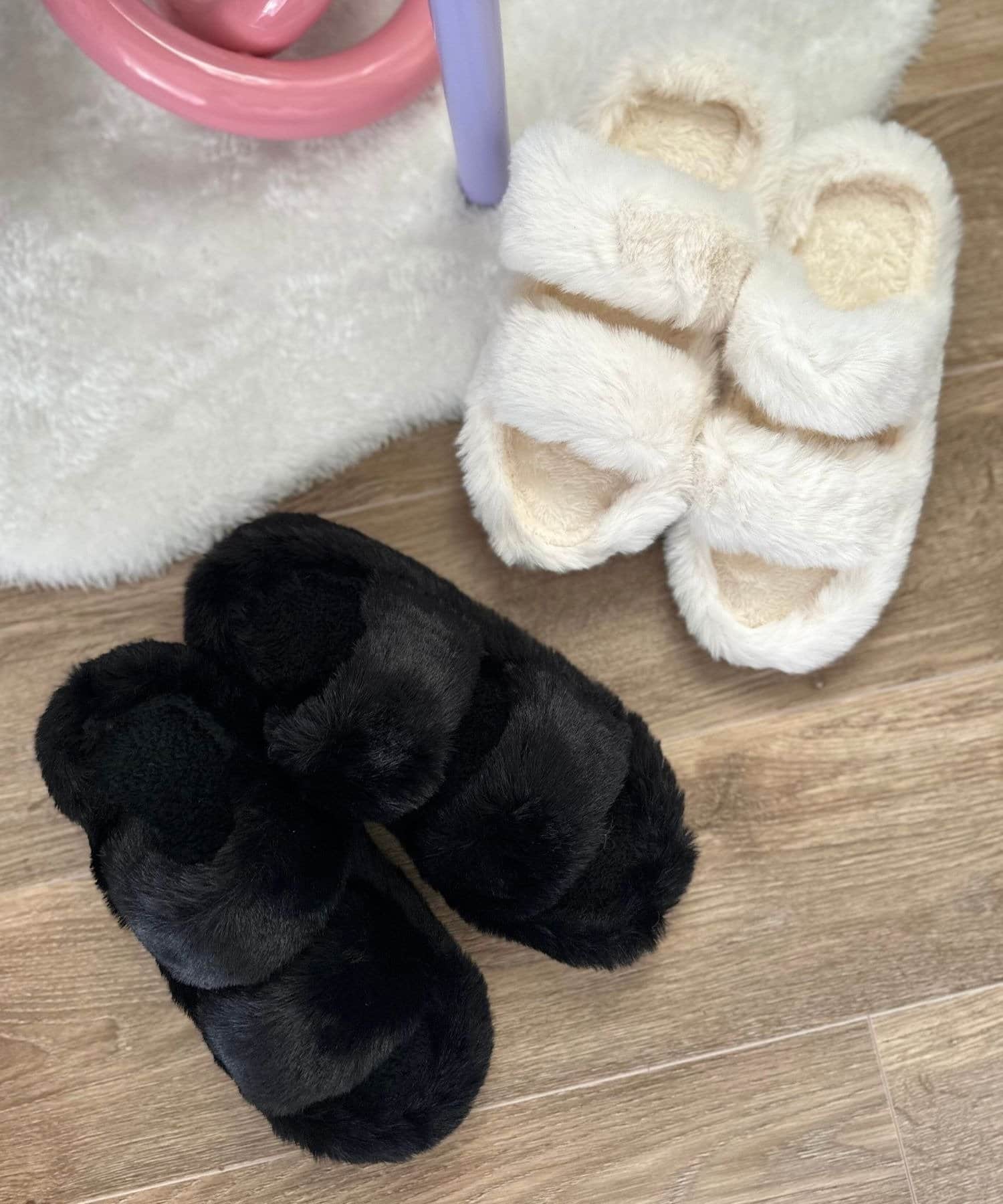 LOCUST(ローカスト) 【おうち時間に】ファールームシューズ