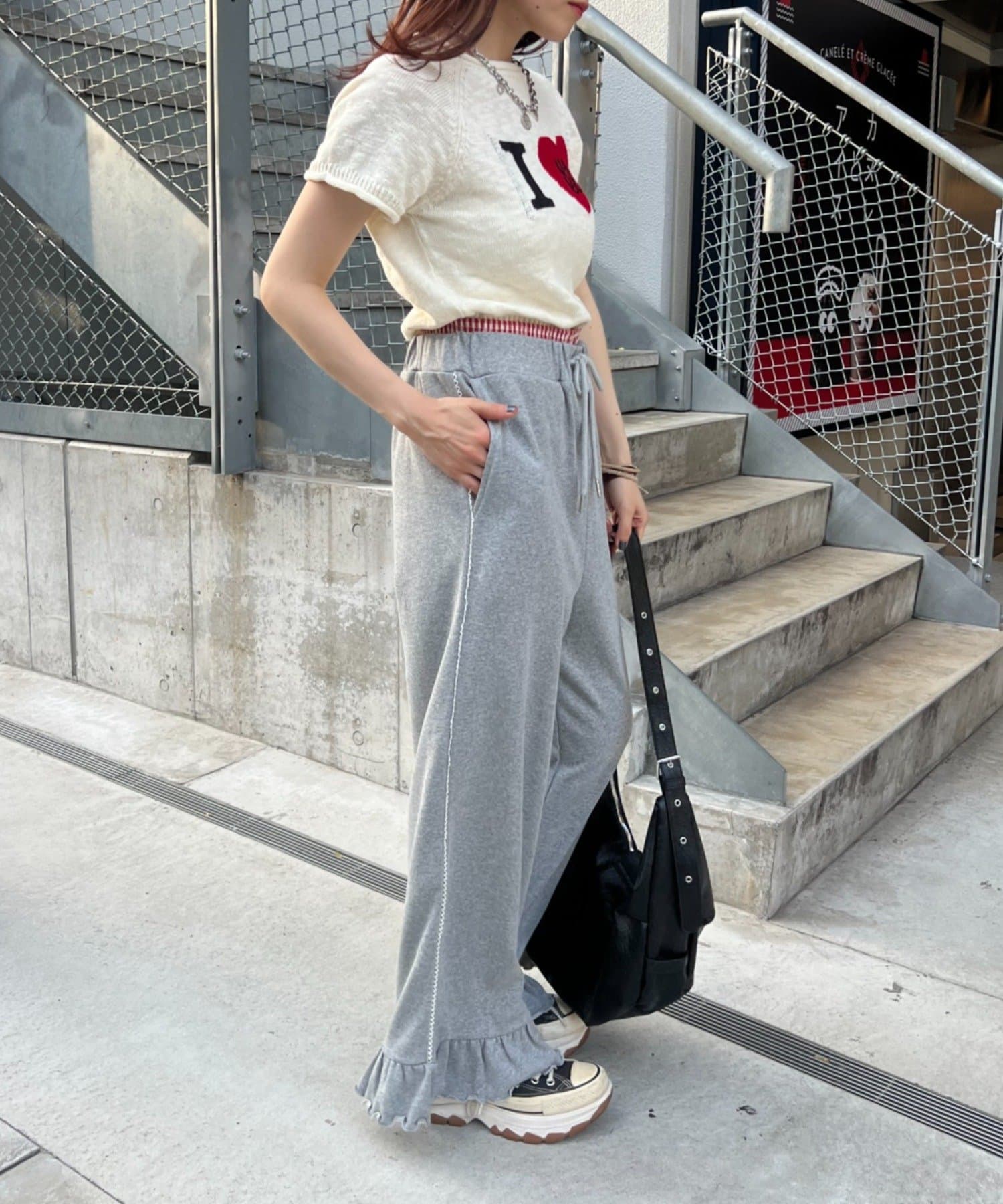 w closet(ダブルクローゼット) 【Your project Item♡】裾フリルスウェットパンツ