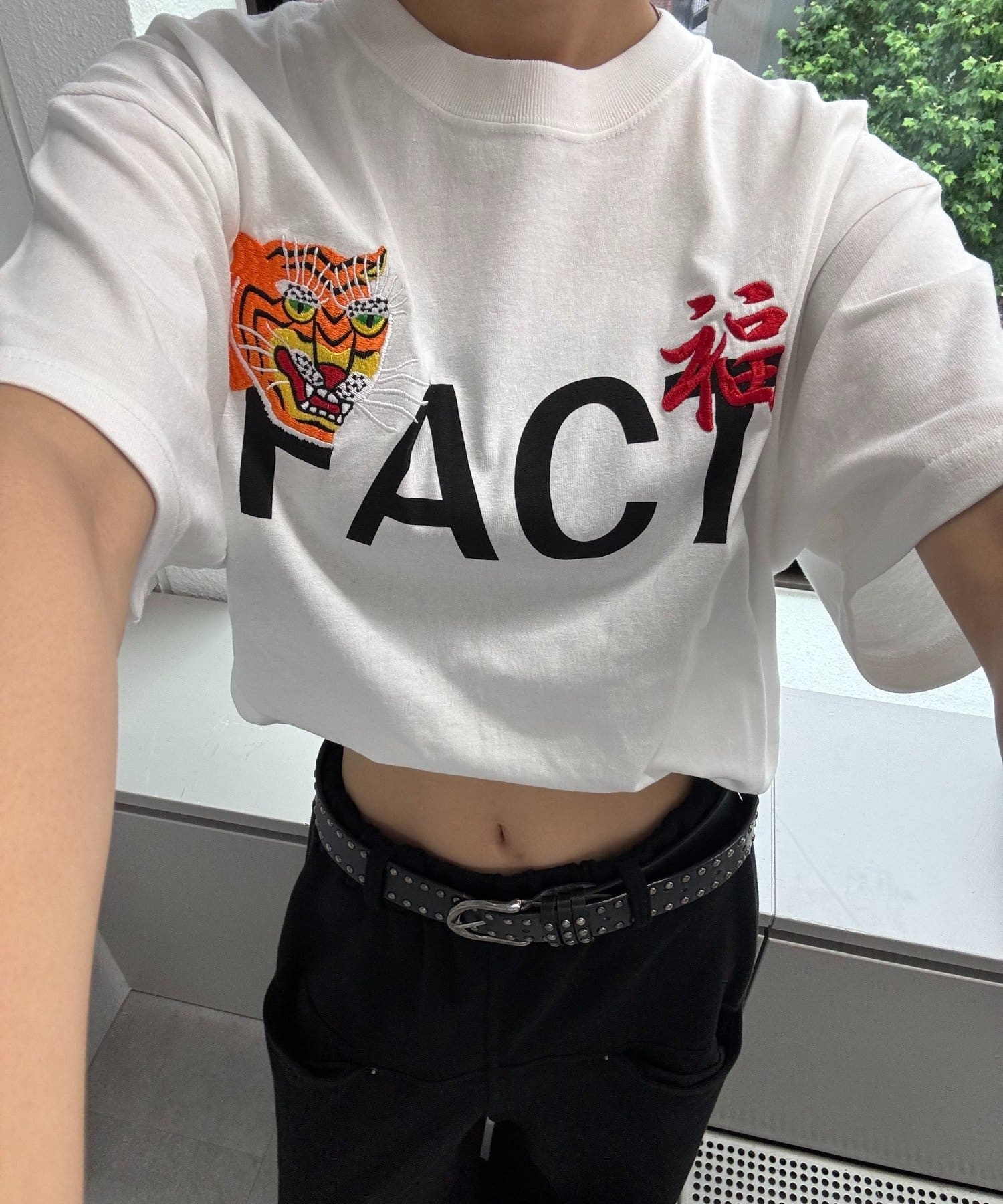 ミリタリーテイスト漂うベトナムジャケットをモチーフにした夏の主役Tシャツ。■デザイン・古着のベトナムジャケット 通称"ベトジャン"をモチーフにした半袖Tシャツ。　アメカジ、ミリタリ