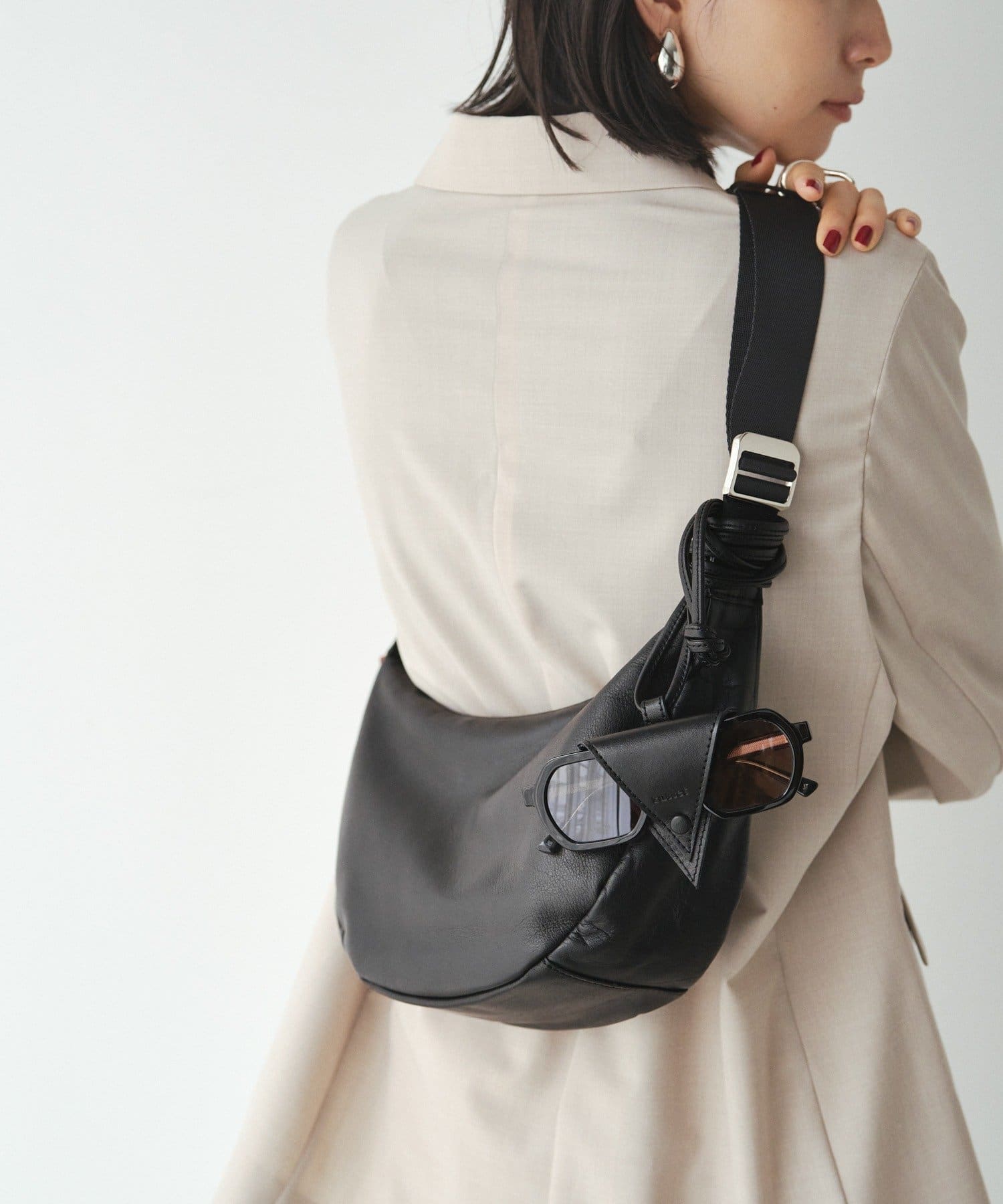russet(ラシット) レザーメガネホルダー ネックストラップ付き