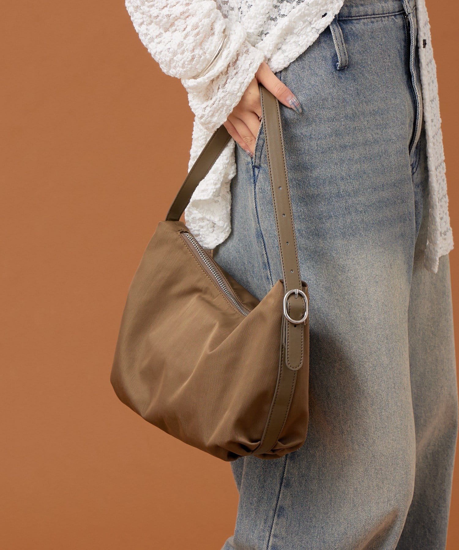 mystic(ミスティック) リングバックルワンハンドBAG