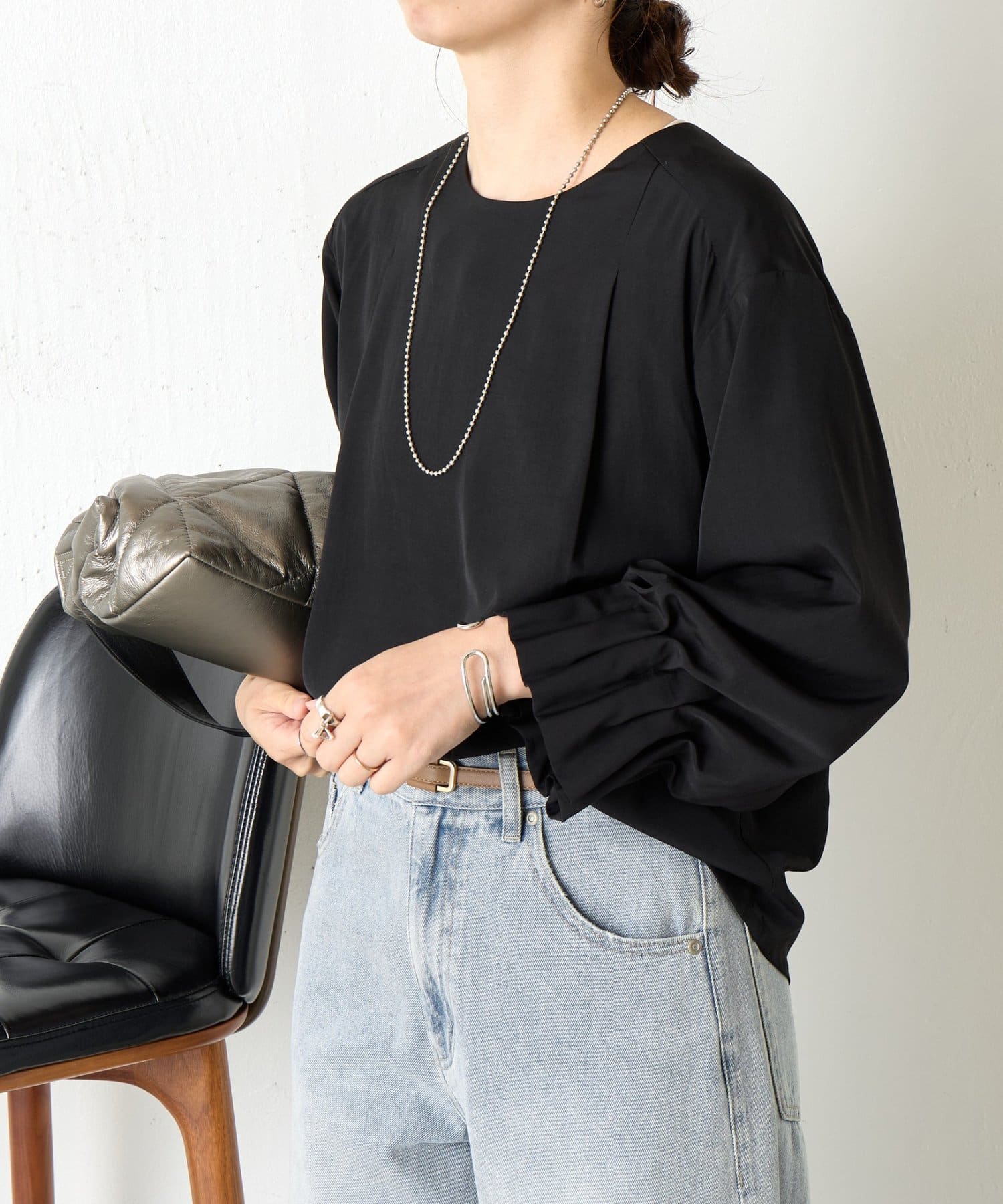 Jena　espace merveilleux(ジェナ　エスパスメルヴェイユ) バックタックブラウス