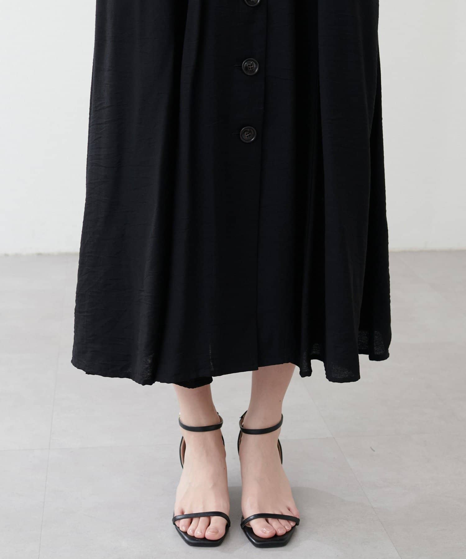 NICE CLAUP / OLIVE des OLIVE OUTLET(ナイスクラップ  / オリーブ デ オリーブ アウトレット) 【natural couture】釦開きフレアスリーブワンピース