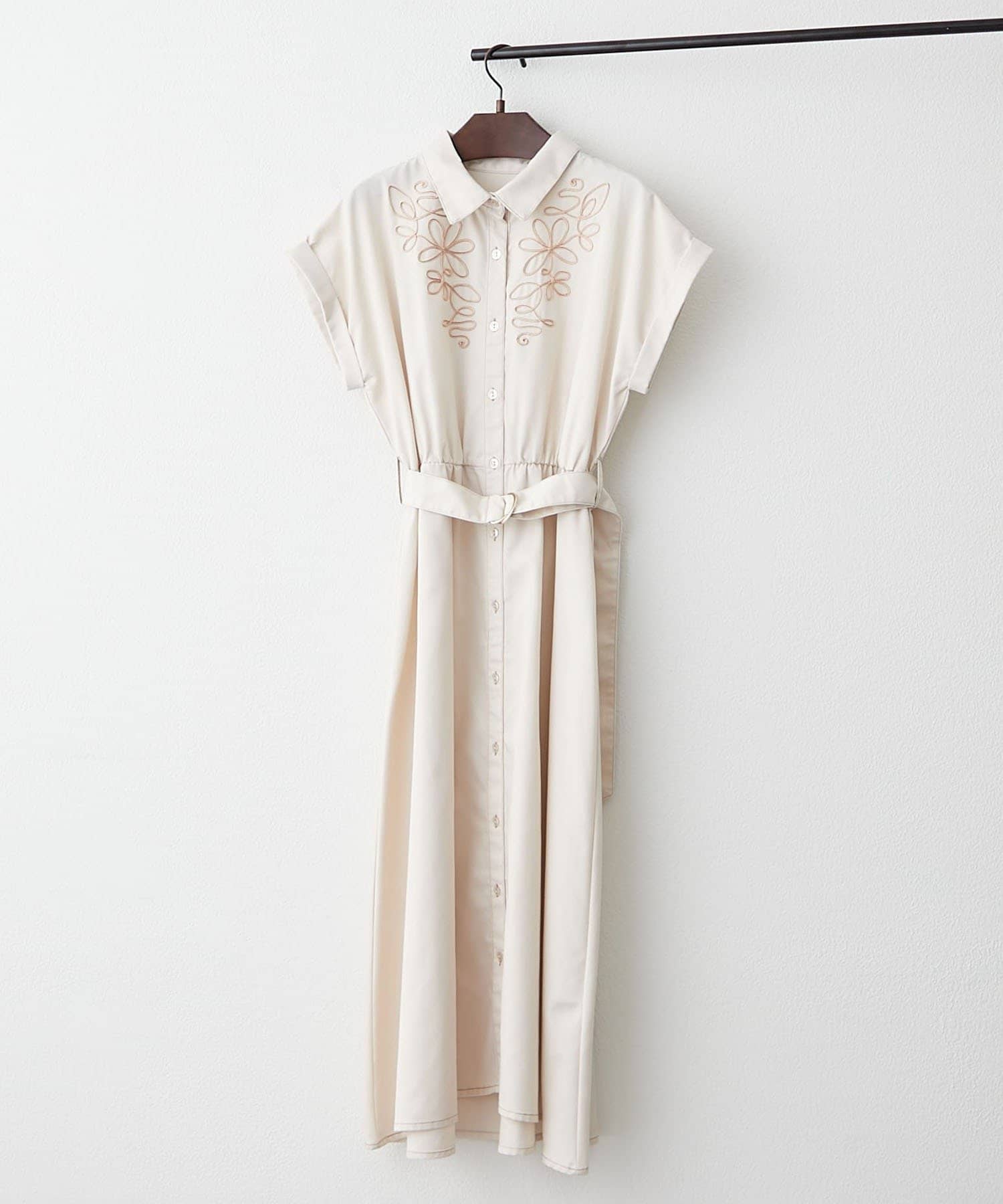 ワンピース Andequal collar design puffy onepiece 新品！Andequal collar design puffy onepiece