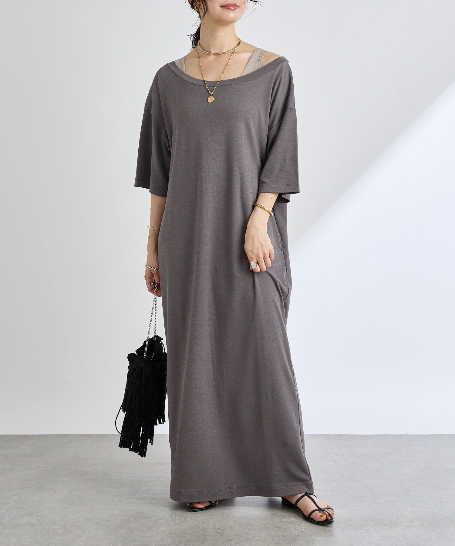 RIVE DROITE【MONN.:. (モン)】 オープンネックTee F RIVE DROITE｜【MONN.:.(モン)】オープンネックTee | Rakuten