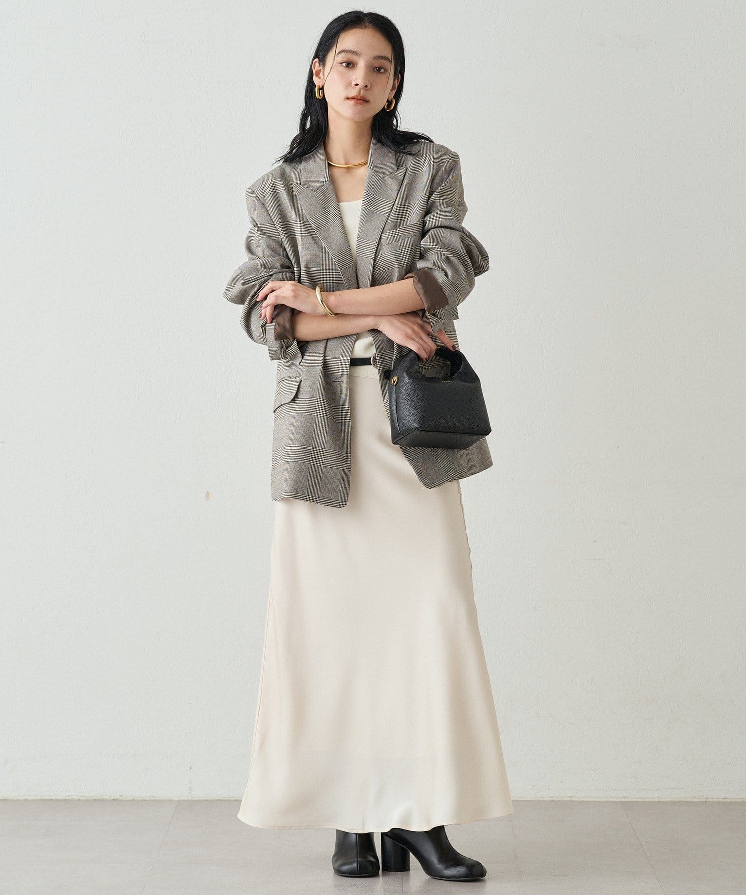 【美品】ラウンジドレス　loungedress ✨テーラードジャケット LOUNGEDRESS（ラウンジドレス）の「シアージャケット