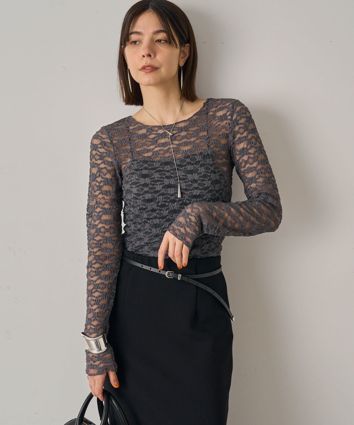 LOUNGEDRESS(ラウンジドレス) カットレースプルオーバー