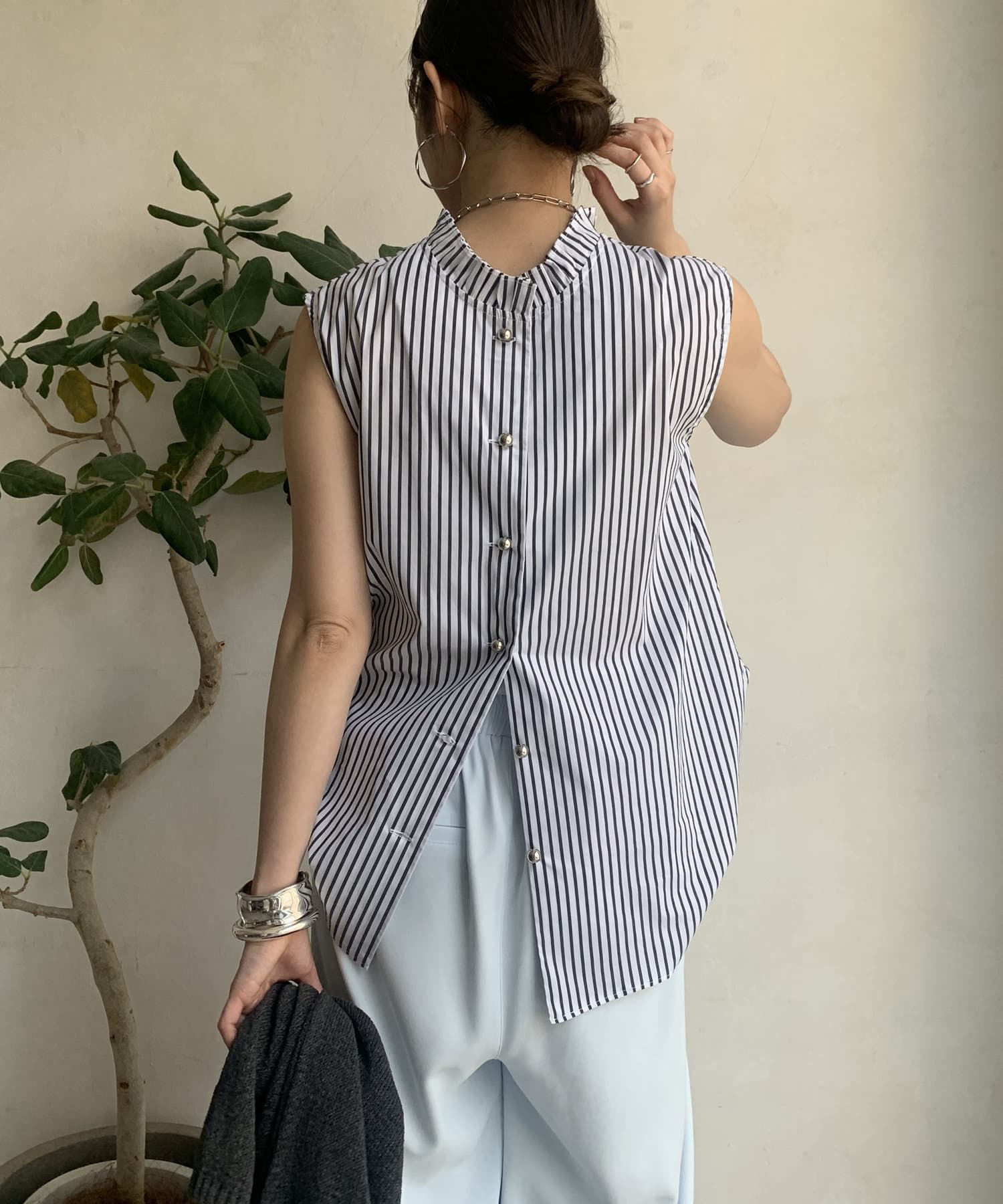 OUTLET(アウトレット) 【DouDou】プリーツ襟前後2WAYタンクブラウス