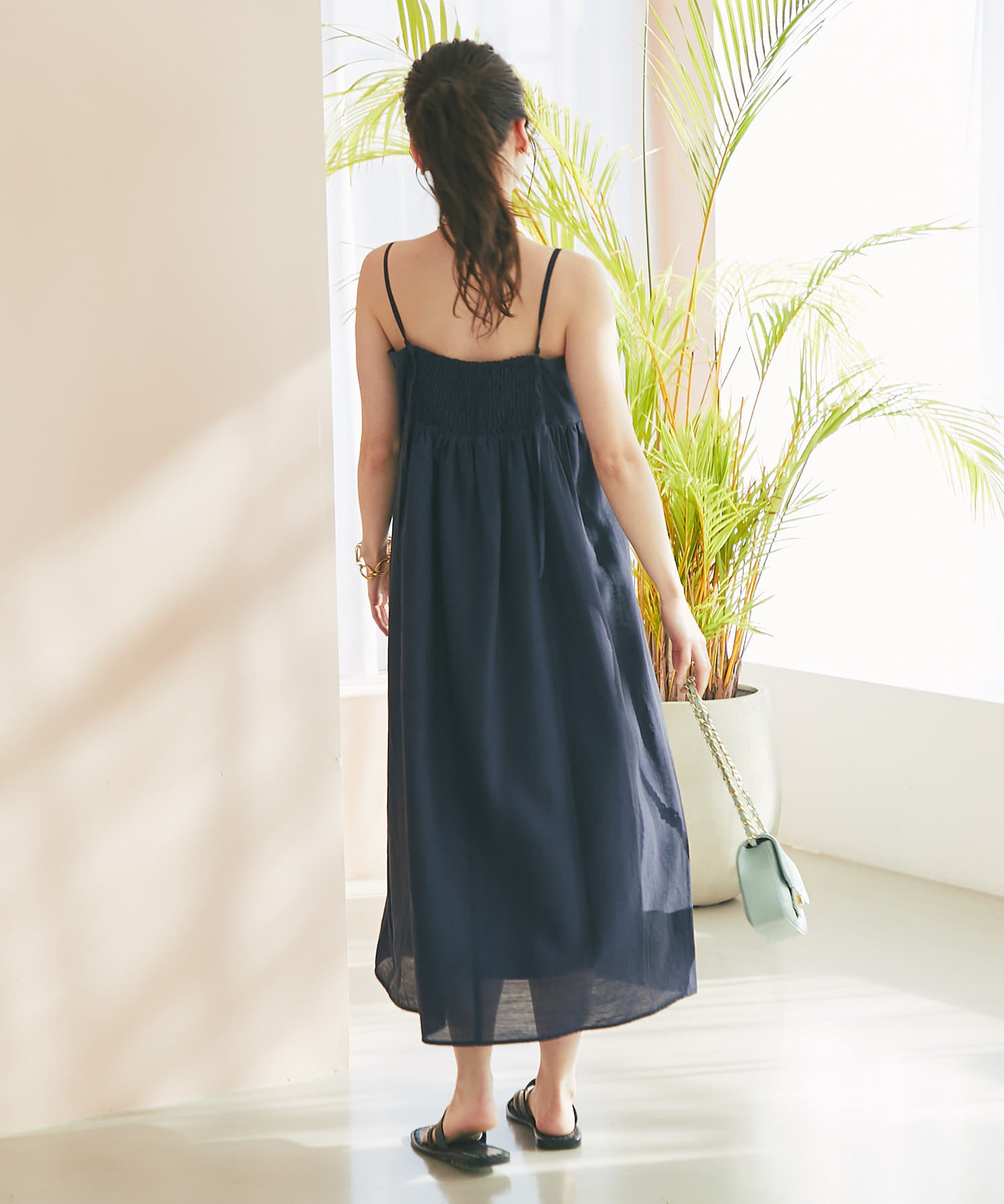 La boutique BonBon】レーヨンリネンシアースラブワンピース