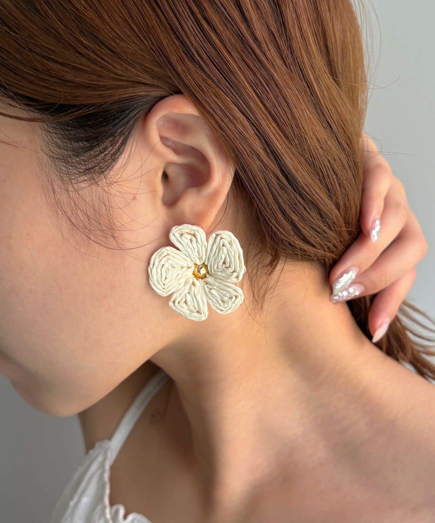 Lattice(ラティス) フラワーラフィアピアス