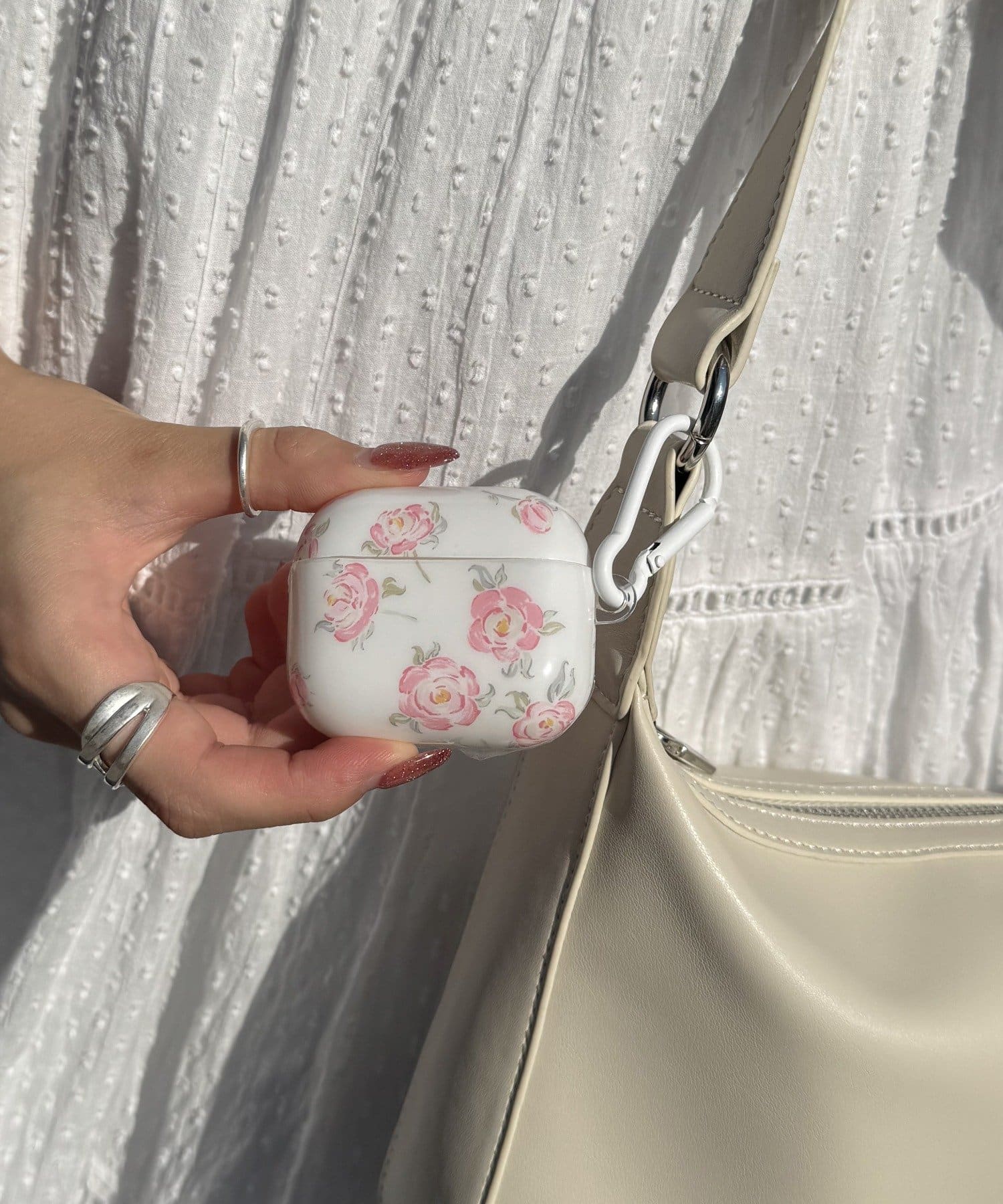 Lattice(ラティス) イヤフォンケース(さくらんぼ/バラ)(AirPods 第3世代)