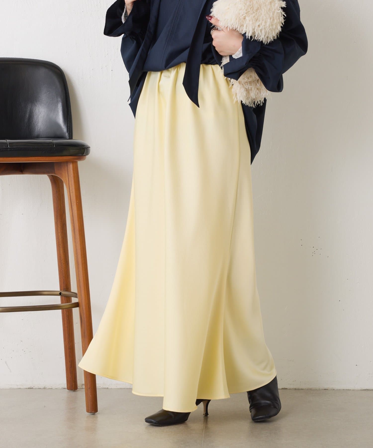 Jena　espace merveilleux(ジェナ　エスパスメルヴェイユ) 【新色登場】サテンロングスカート