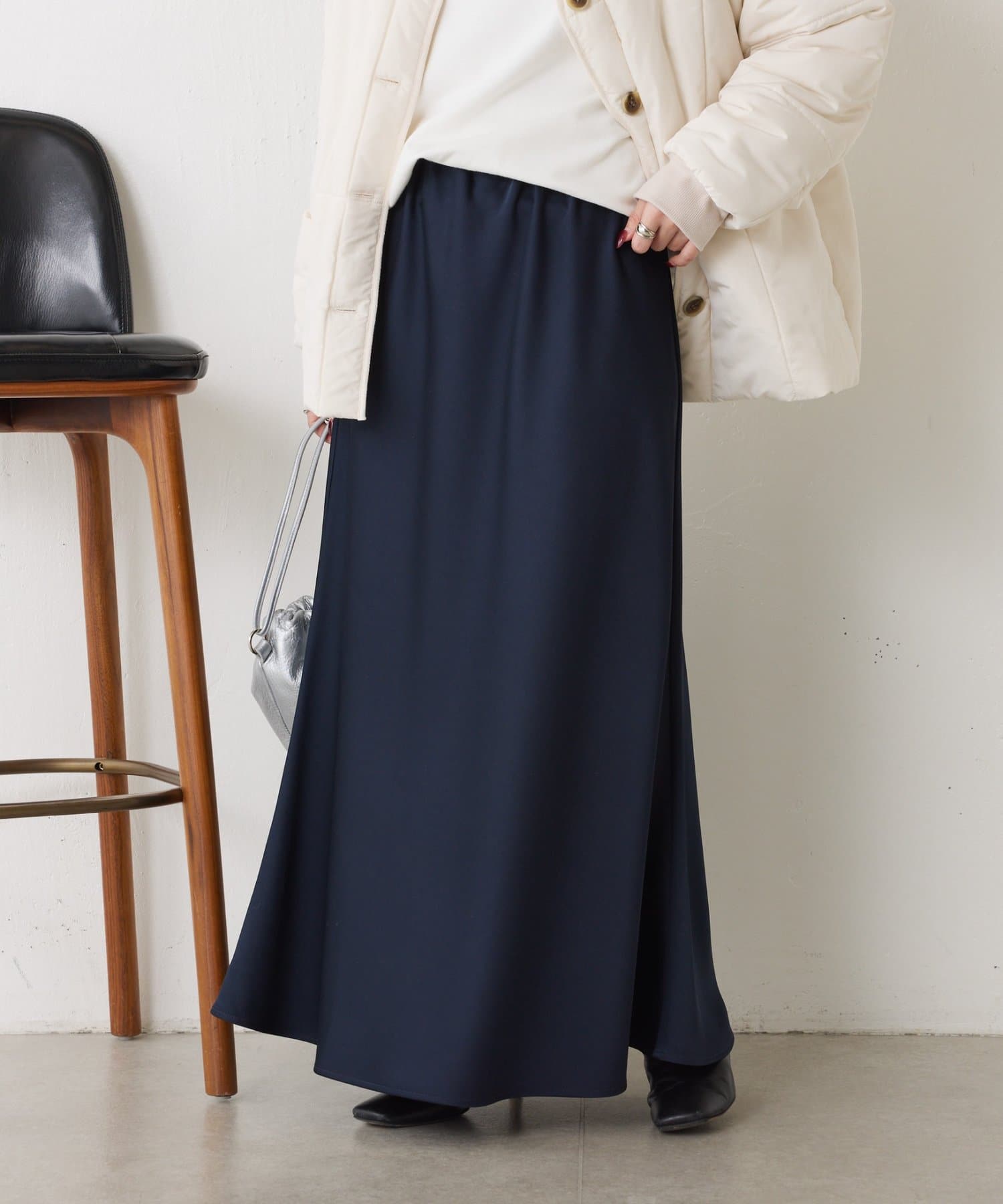 Jena　espace merveilleux(ジェナ　エスパスメルヴェイユ) 【新色登場】サテンロングスカート