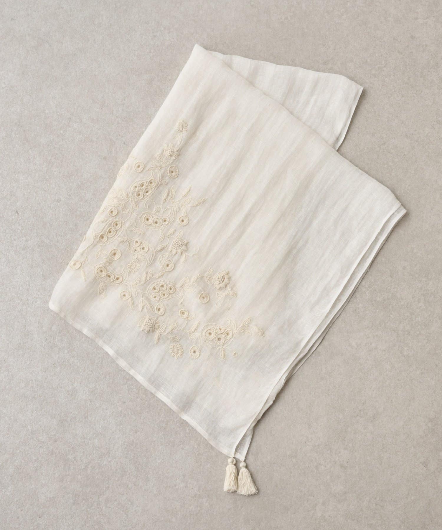 BEARDSLEY(ビアズリー) 《CITRUS》フラワー刺繍タッセルストール