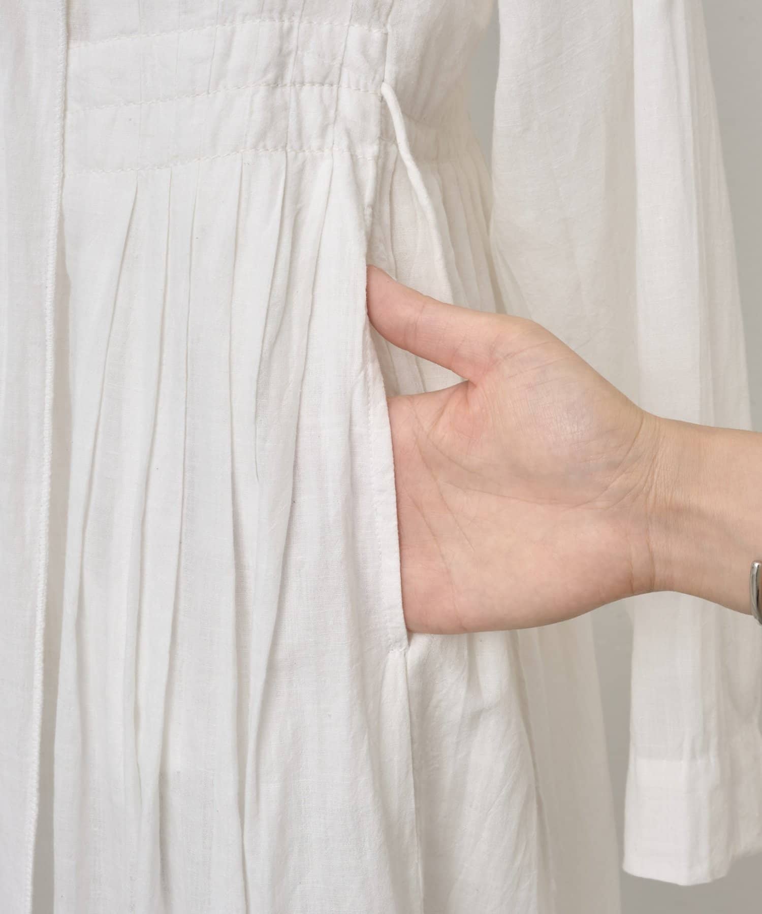 BEARDSLEY(ビアズリー) 《KHADI&CO》ピンタックシャツワンピース