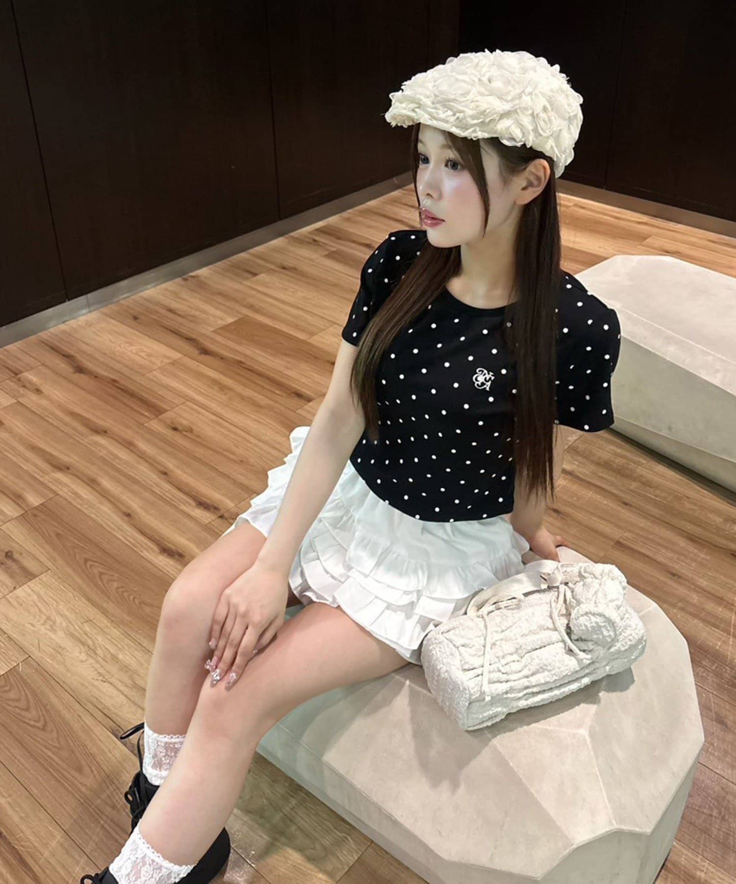 one after another NICE CLAUP(ワンアフターアナザー ナイスクラップ) ワンポイント刺繍ドットTシャツ