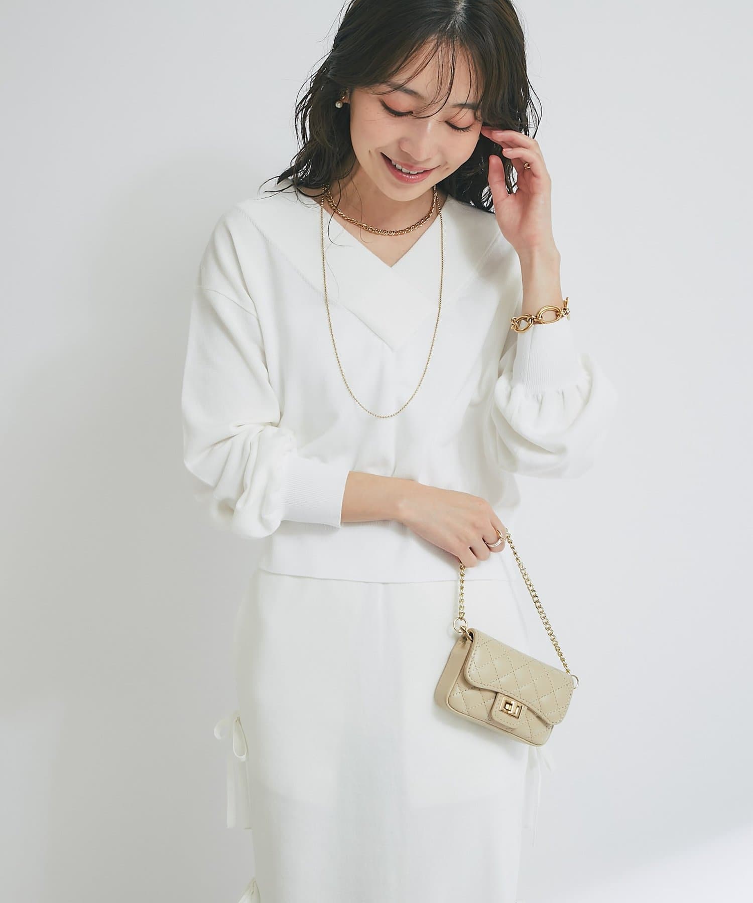 La boutique BonBon(ラブティックボンボン) 【セットアップ可・全骨格オススメ】ラメプレーティング天竺Vネックニット