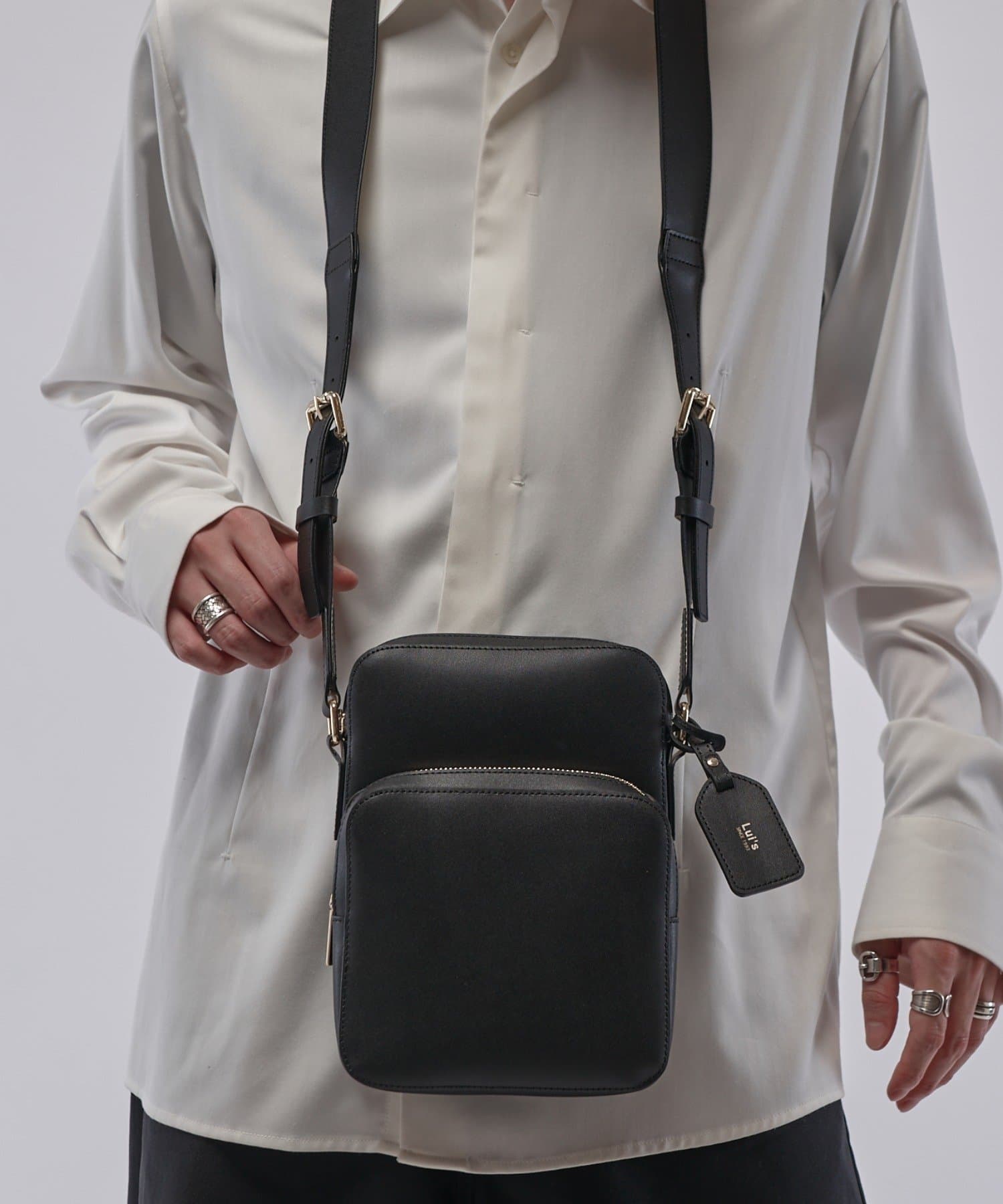 【ちょっとしたお出かけに♪】Louis Vuitton★ポシェット ヴィトン お財布ポシェット チェーンストラップ付き LV